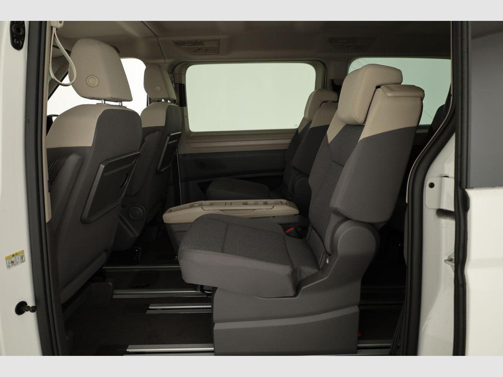 VW T7 eHybrid 4M Business (2026) - Foto 10