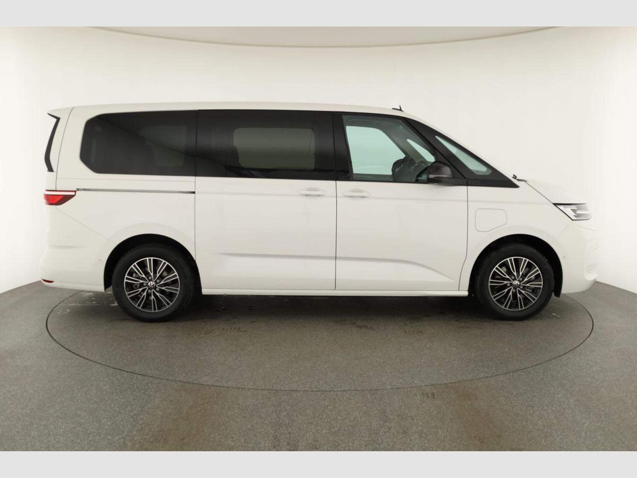 VW T7 eHybrid 4M Business (2026) - Foto 24