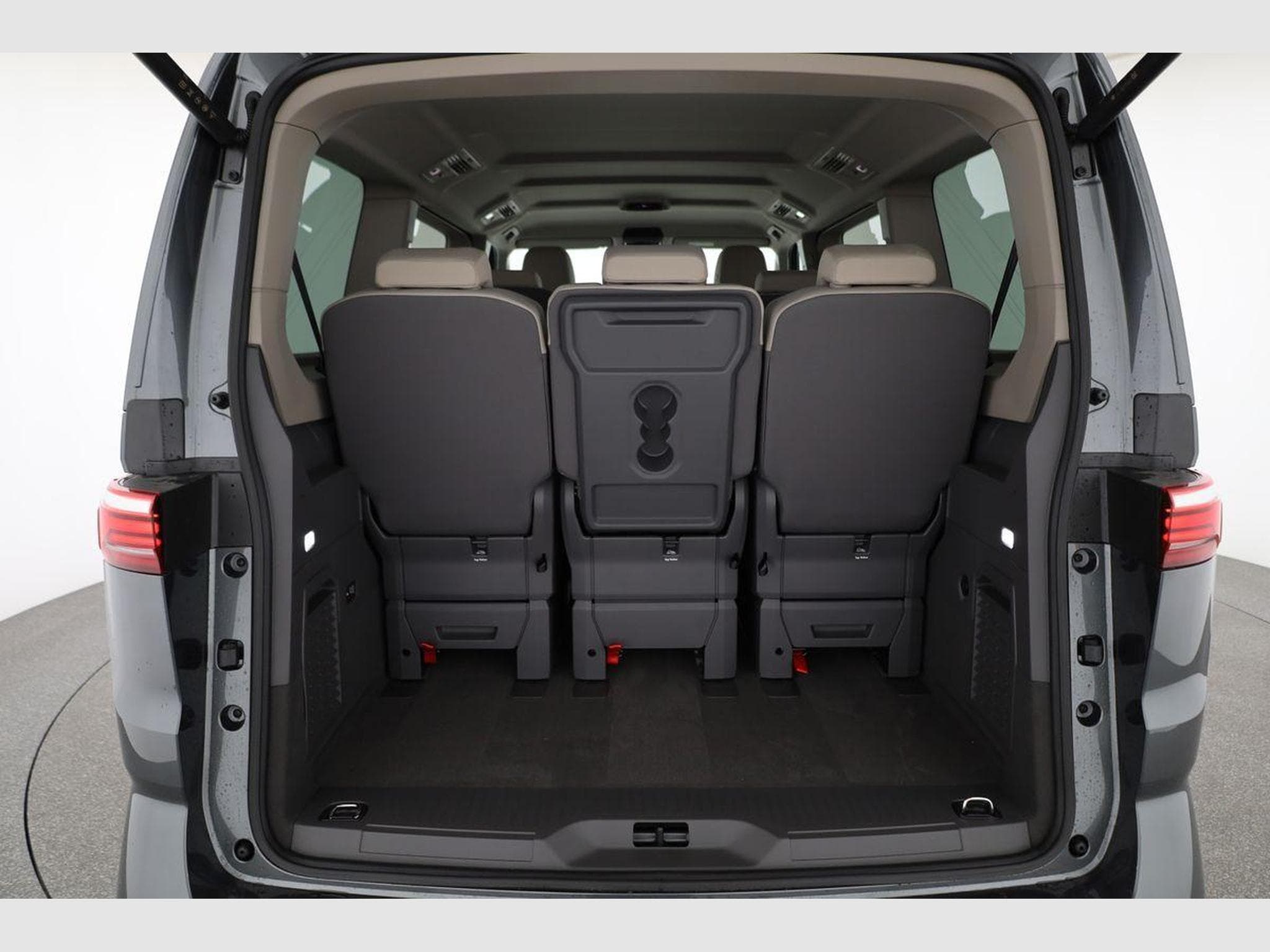 VW T7 eHybrid 4M Business (2026) - Foto 12