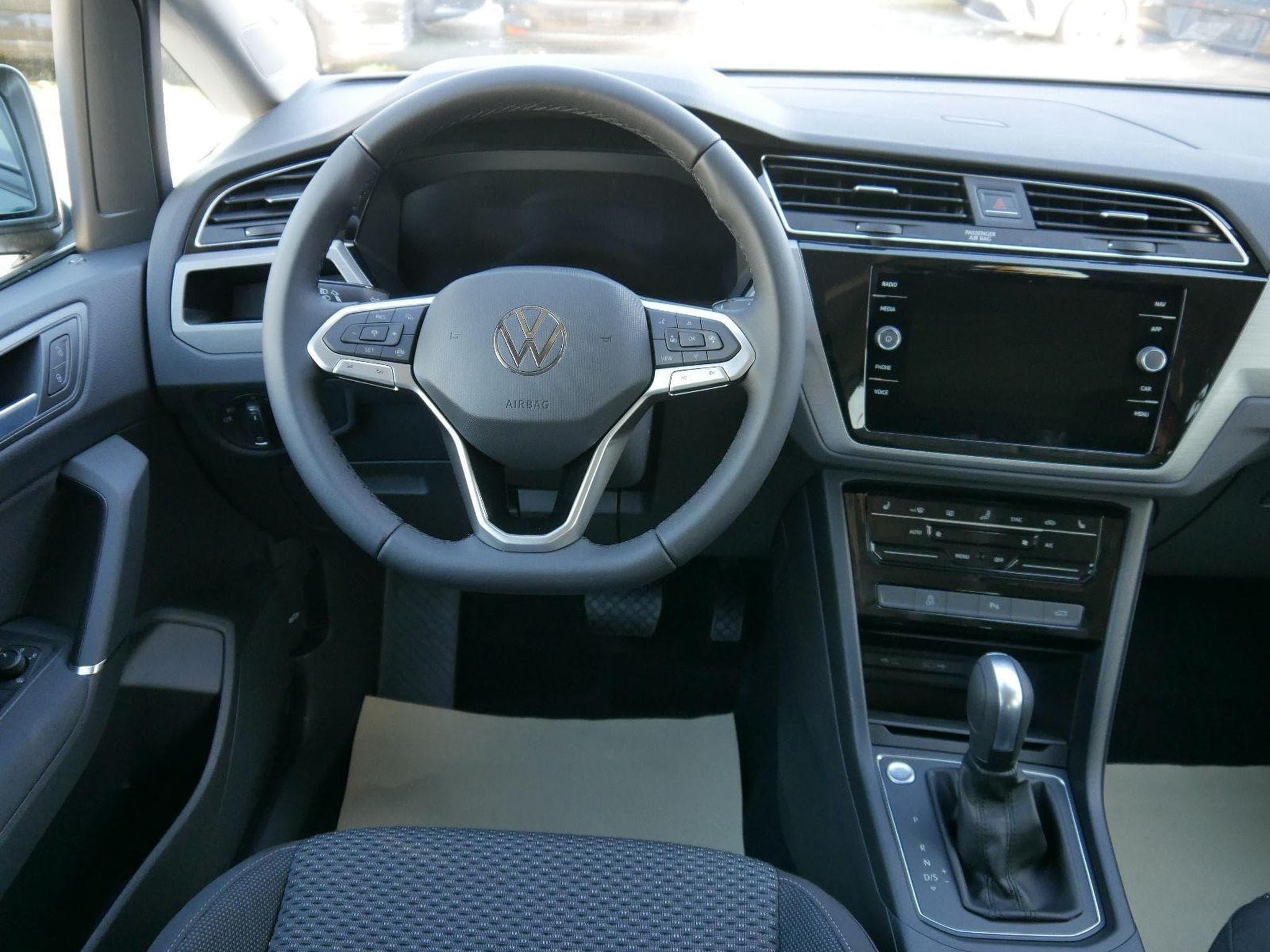 VW Touran Comfortline (2026) - Foto 14