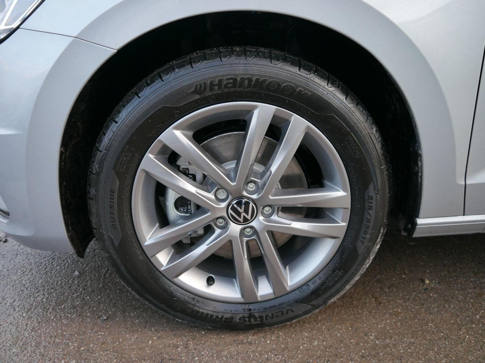 VW Touran Comfortline (2026) - Foto 4