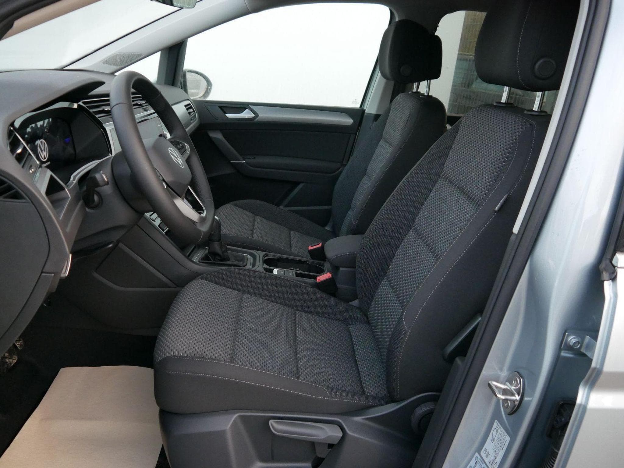 VW Touran Comfortline (2026) - Foto 9