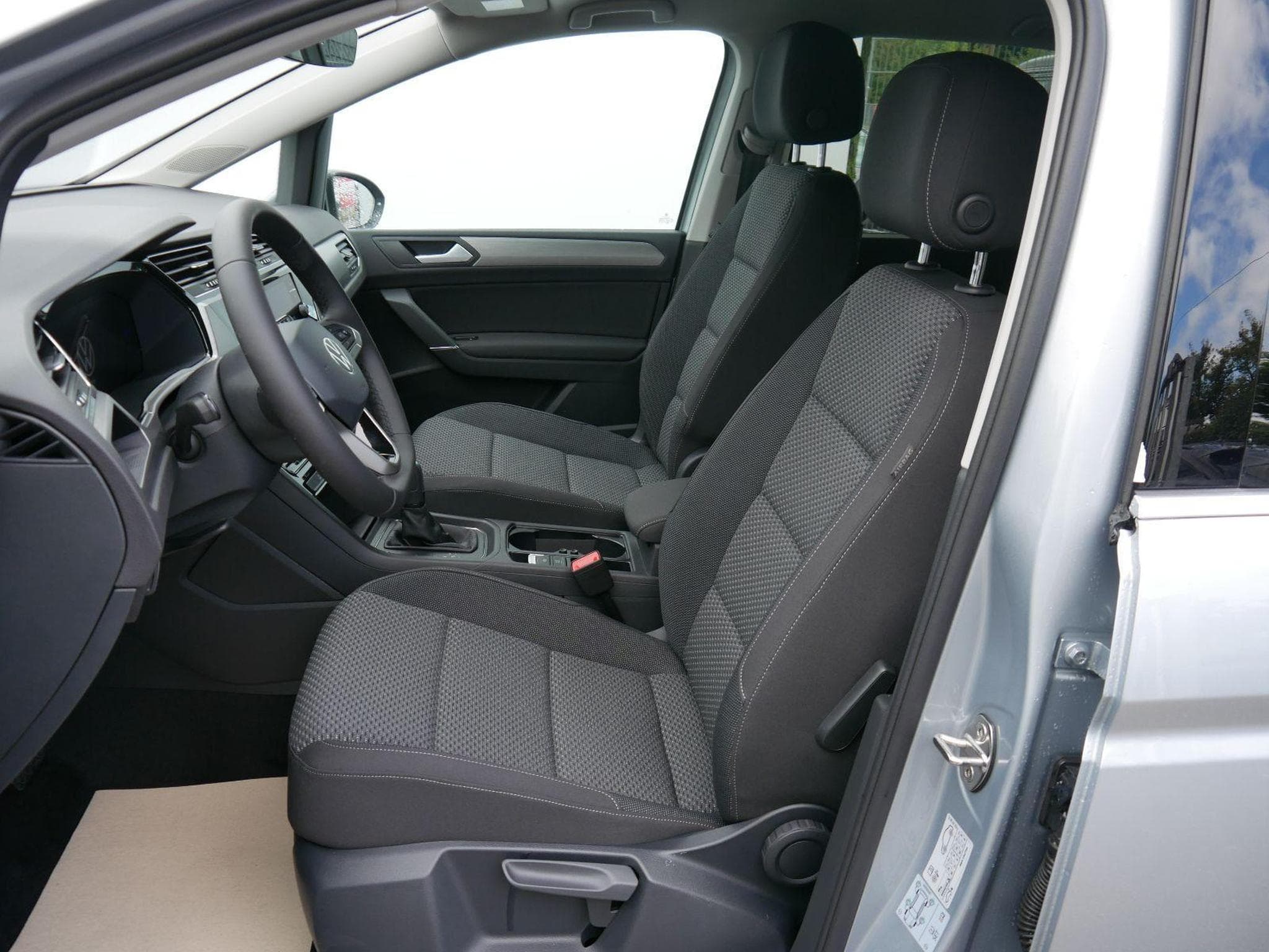 VW Touran Comfortline (2026) - Foto 10