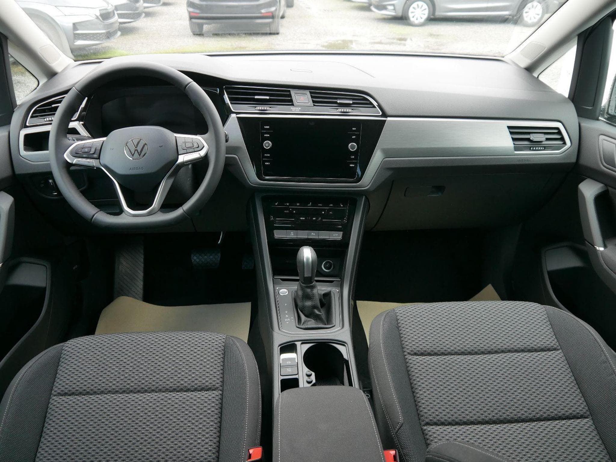 VW Touran Comfortline (2026) - Foto 11