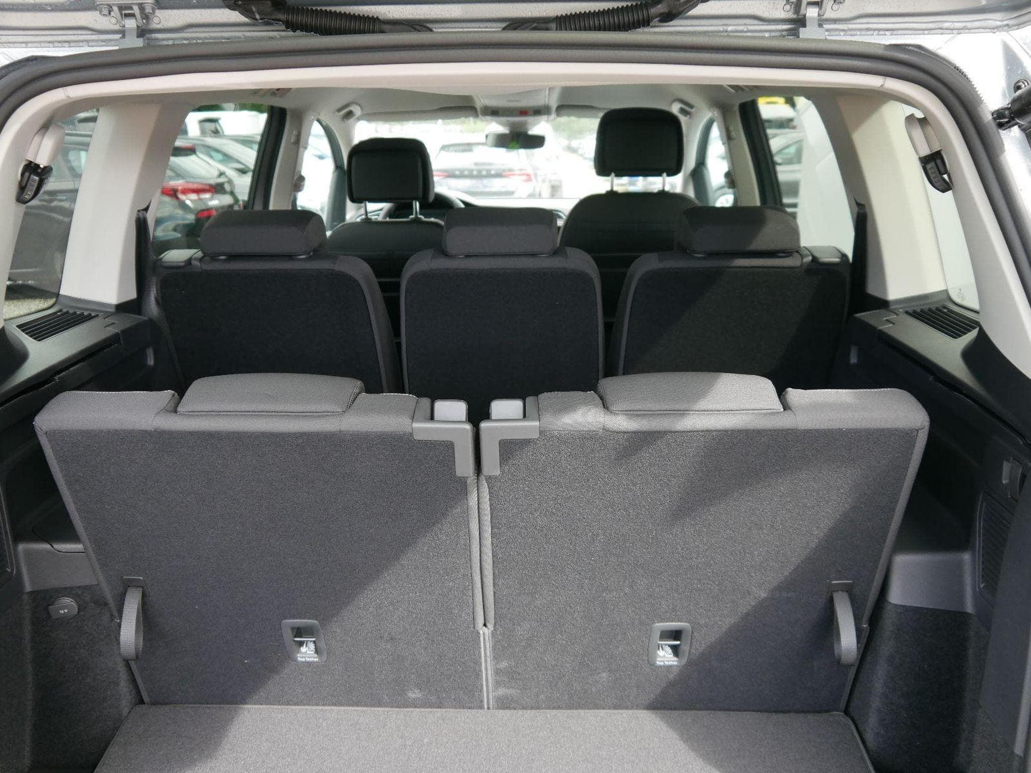 VW Touran Comfortline (2026) - Foto 8