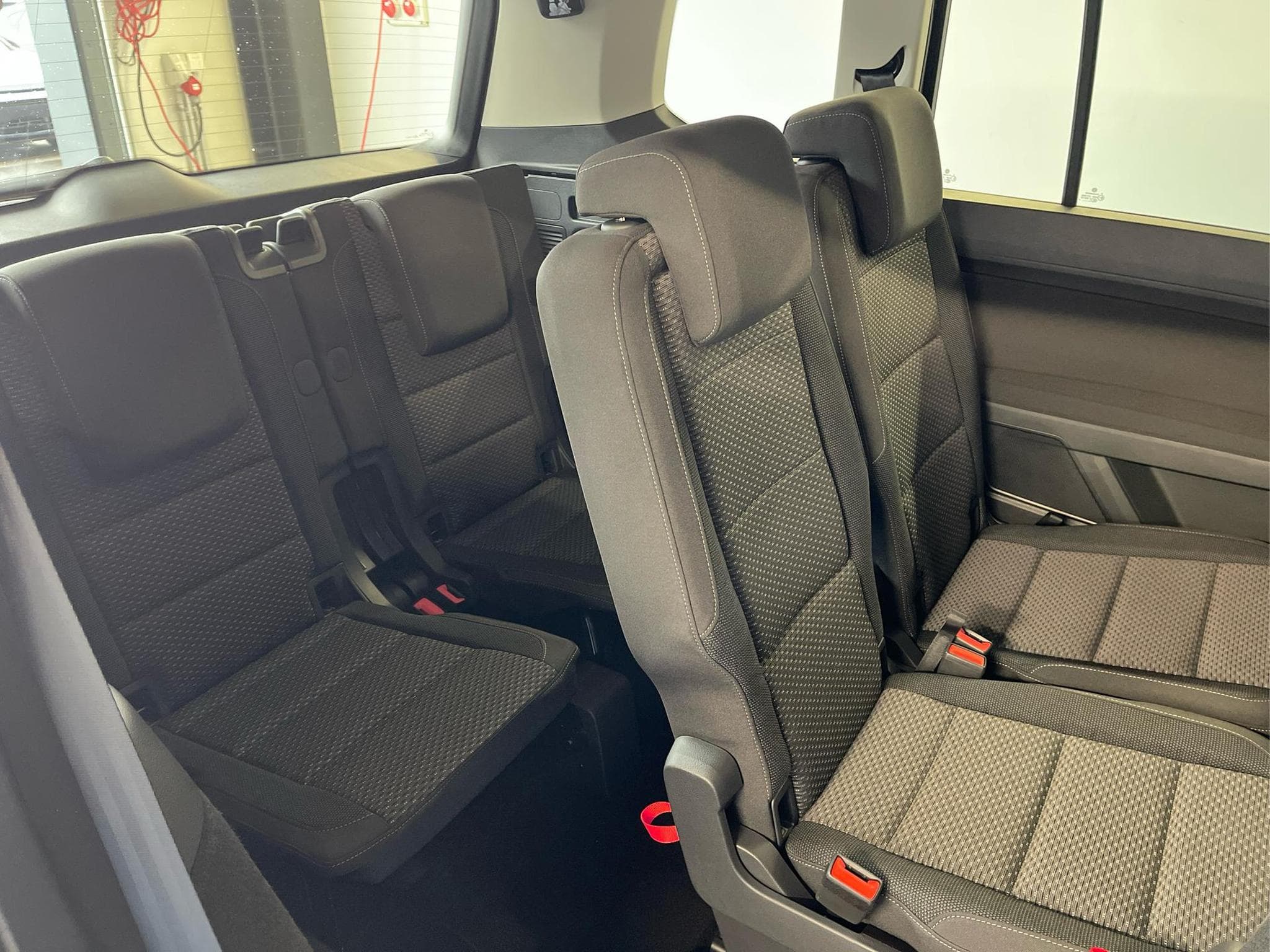 VW Touran Comfortline (2026) - Foto 17
