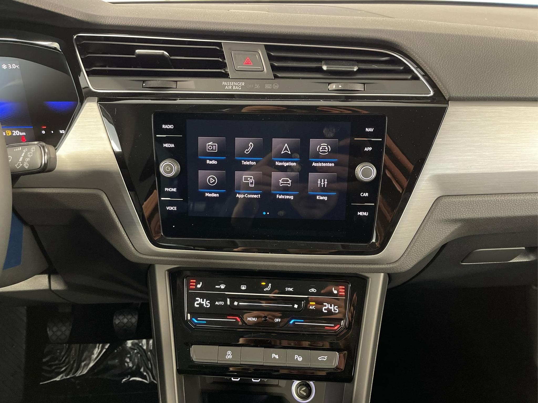 VW Touran Comfortline (2026) - Foto 7