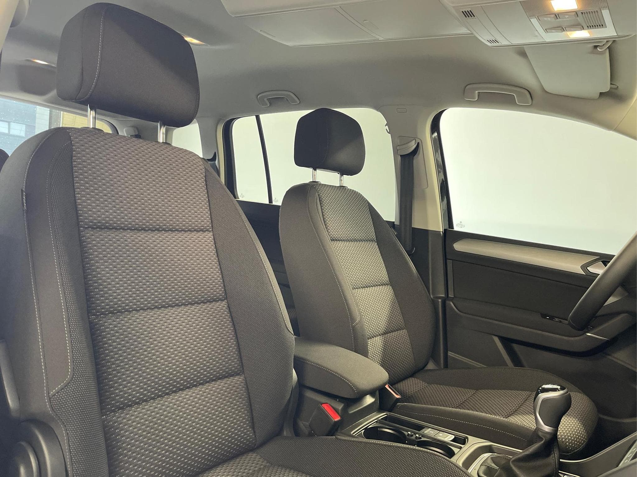 VW Touran Comfortline (2026) - Photo 13