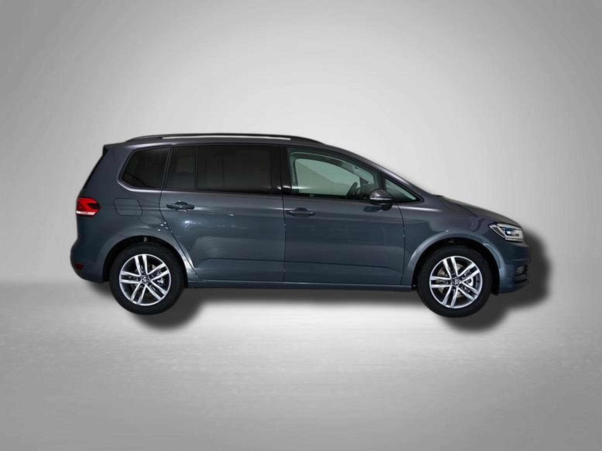 VW Touran Life Plus 1.5 TSI 7-Gang-DSG (2026) - Photo 6