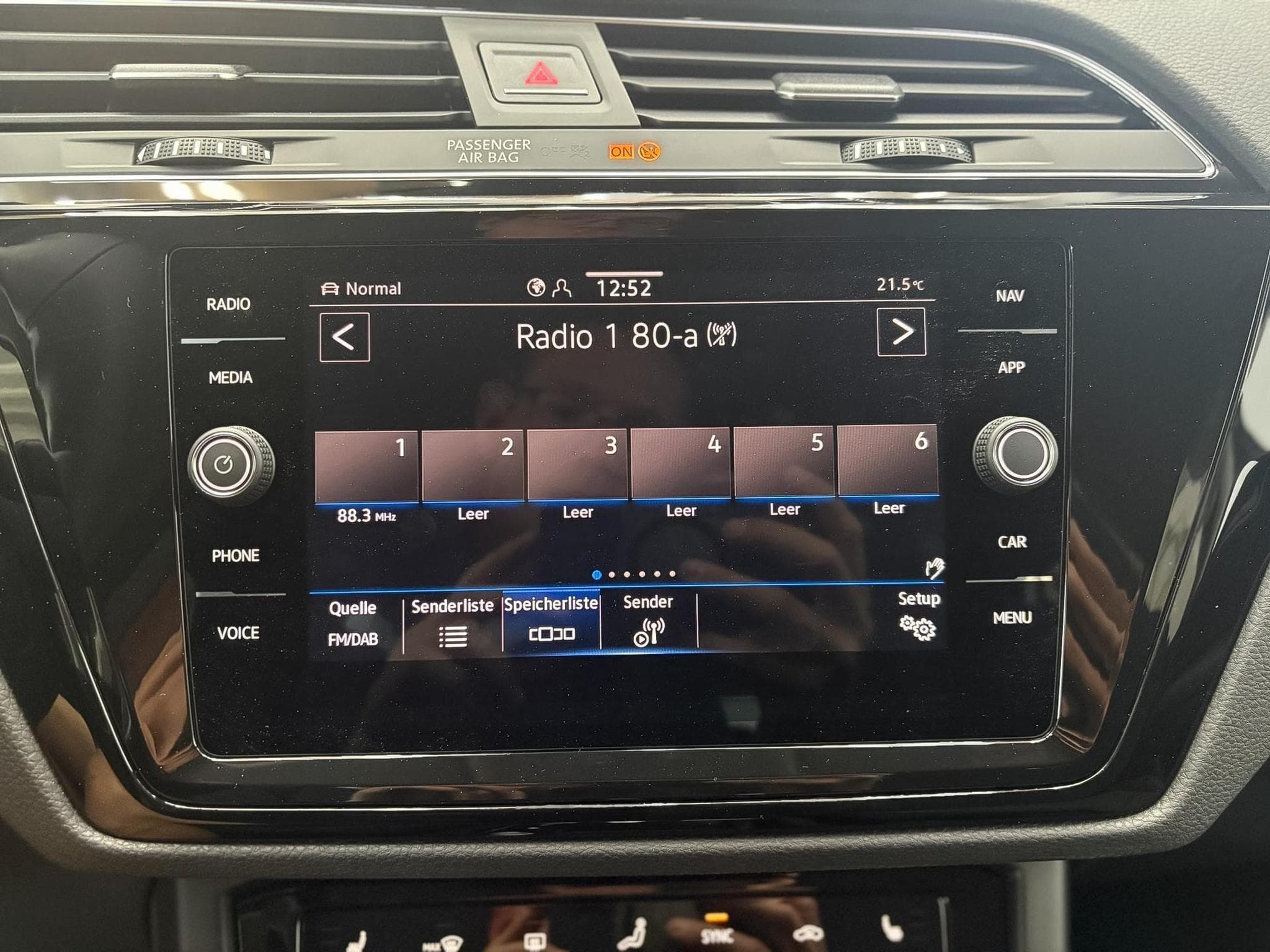 VW Touran R-LINE (2026) - Foto 19