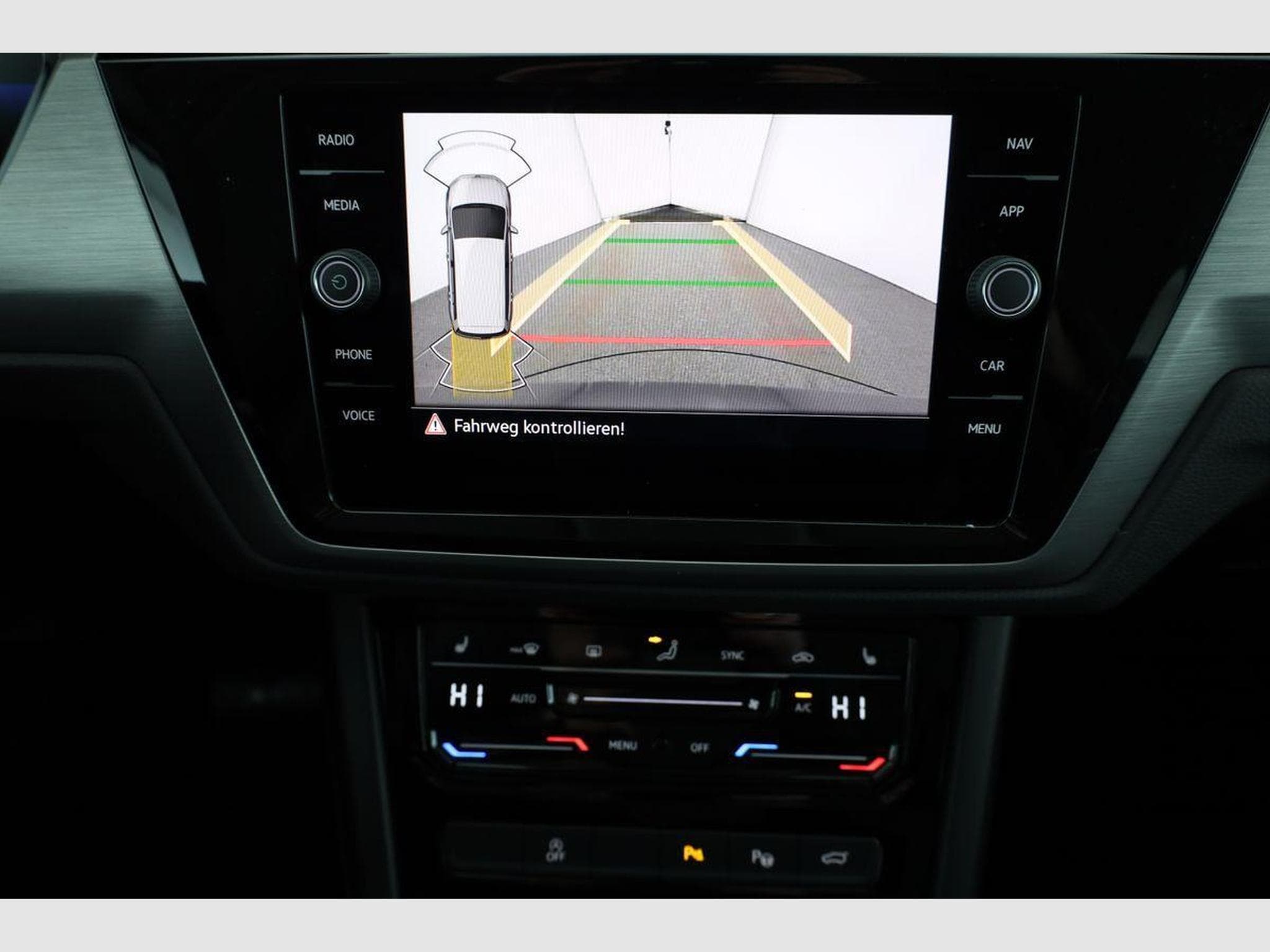 VW Touran Comfortline BMT/Start-Stopp (2026) - Foto 6