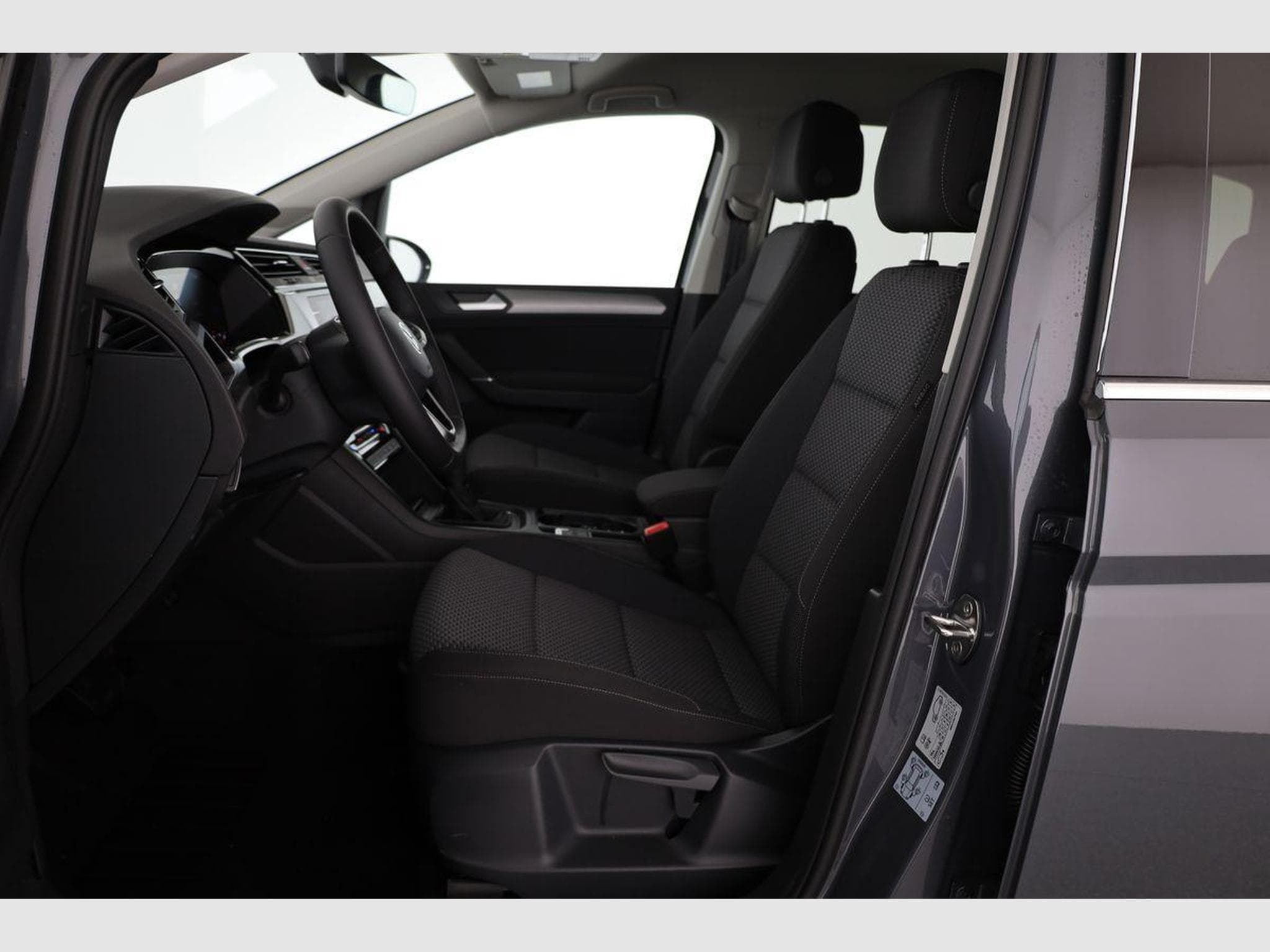 VW Touran Comfortline BMT/Start-Stopp (2026) - Foto 9