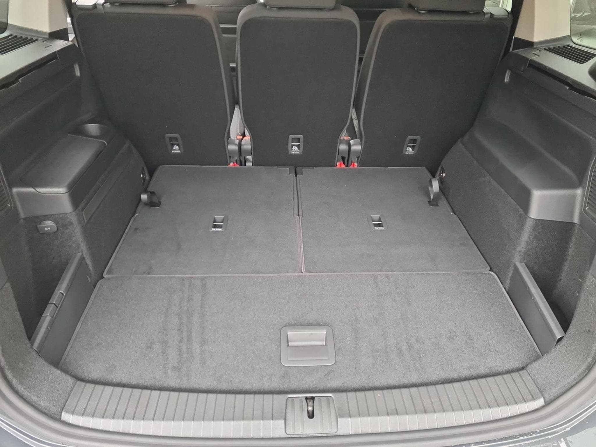 VW Touran Comfortline BMT/Start-Stopp (2026) - Foto 8