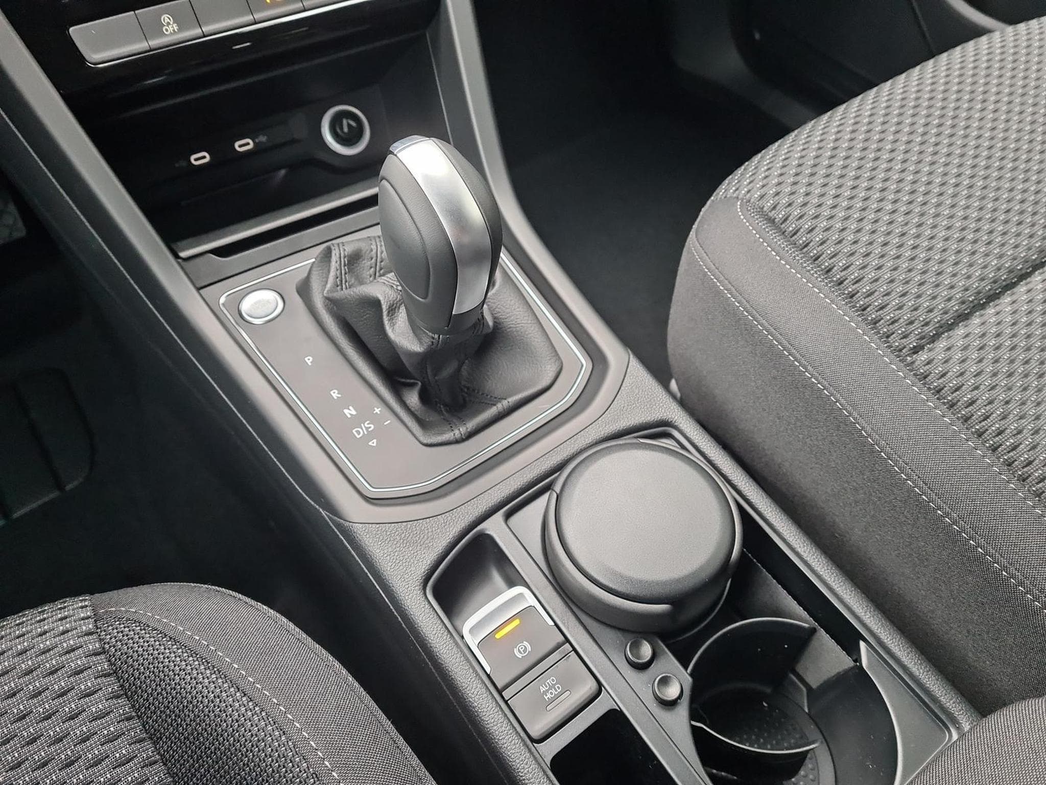 VW Touran Comfortline BMT/Start-Stopp (2026) - Foto 24