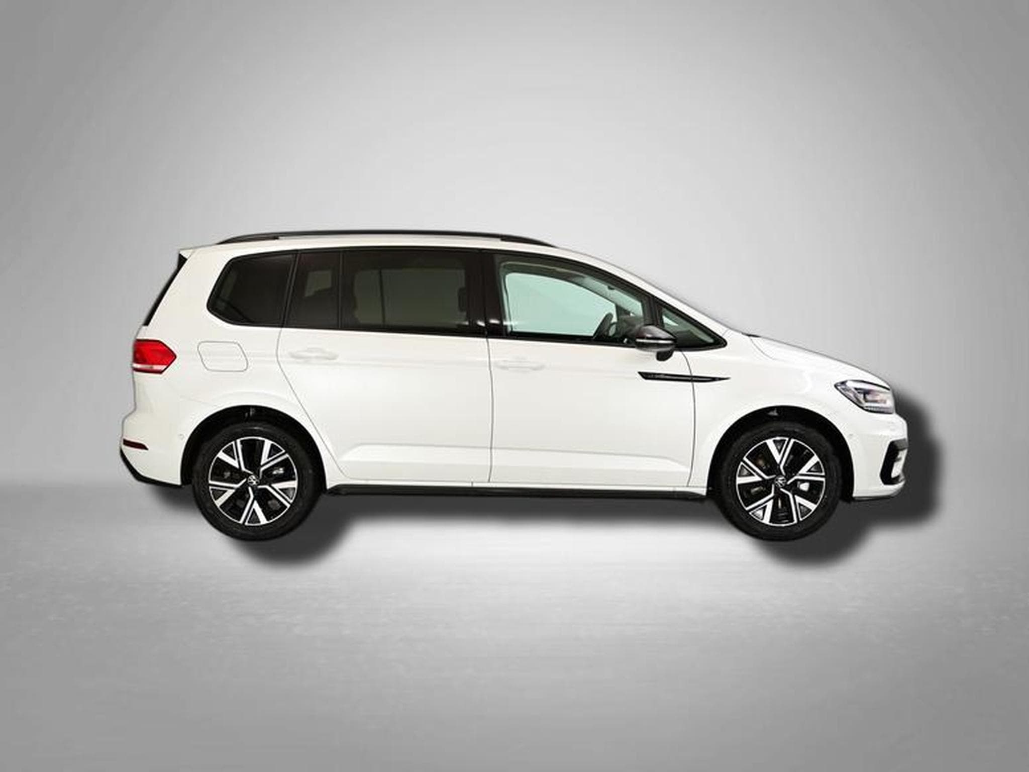 VW Touran Highline R-Line 1.5 TSI 7-Gang-DSG (2026) - Foto 6