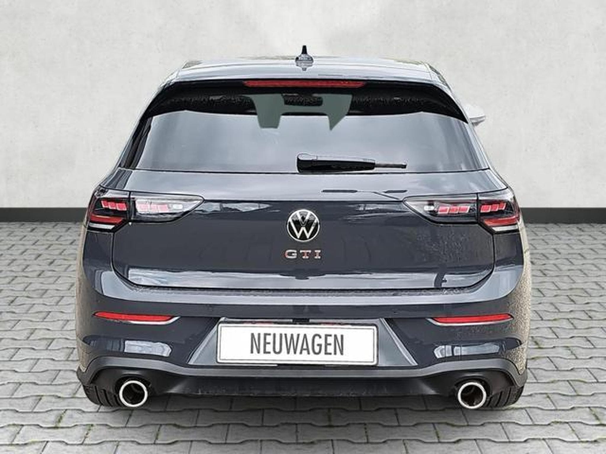 VW Golf 2.0 TSI 195 kW GTI (2026) - Photo 6