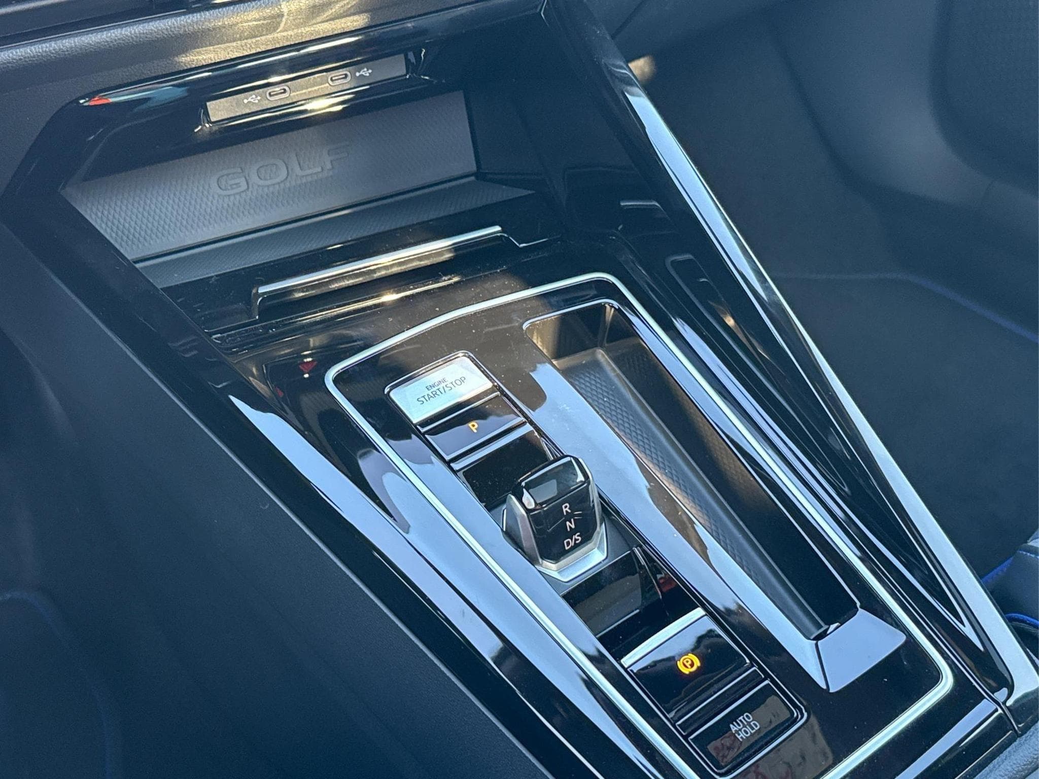 VW Golf R (2026) - Foto 23