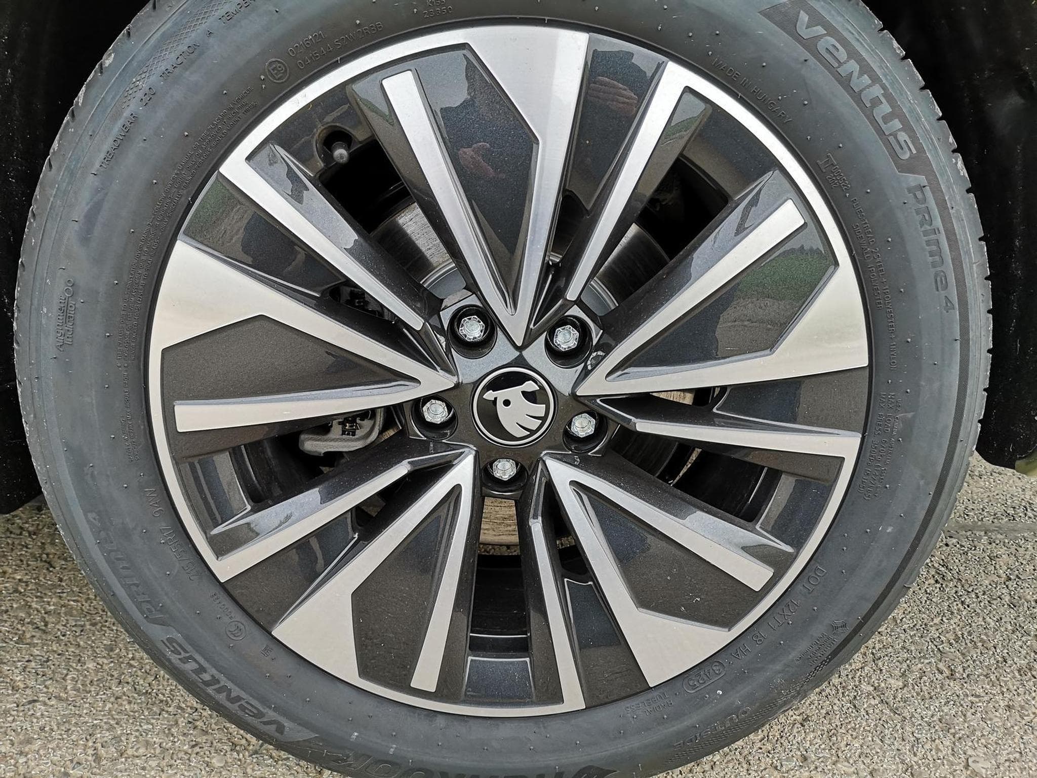 Skoda Superb 2.0 TDI 142kW 4x4 Selection (2025) - Foto 4