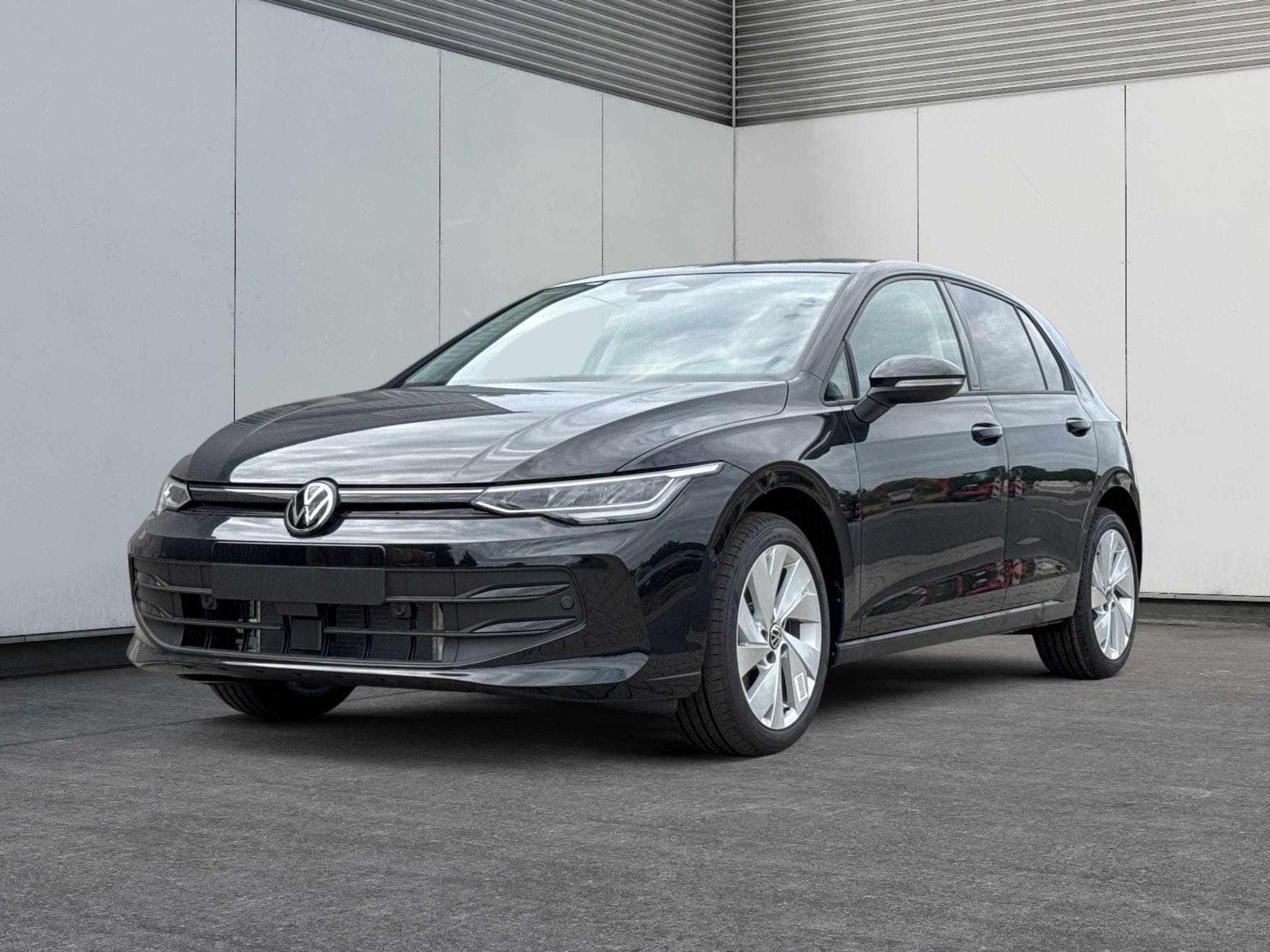 VW Golf Prime (2026) - Photo 1