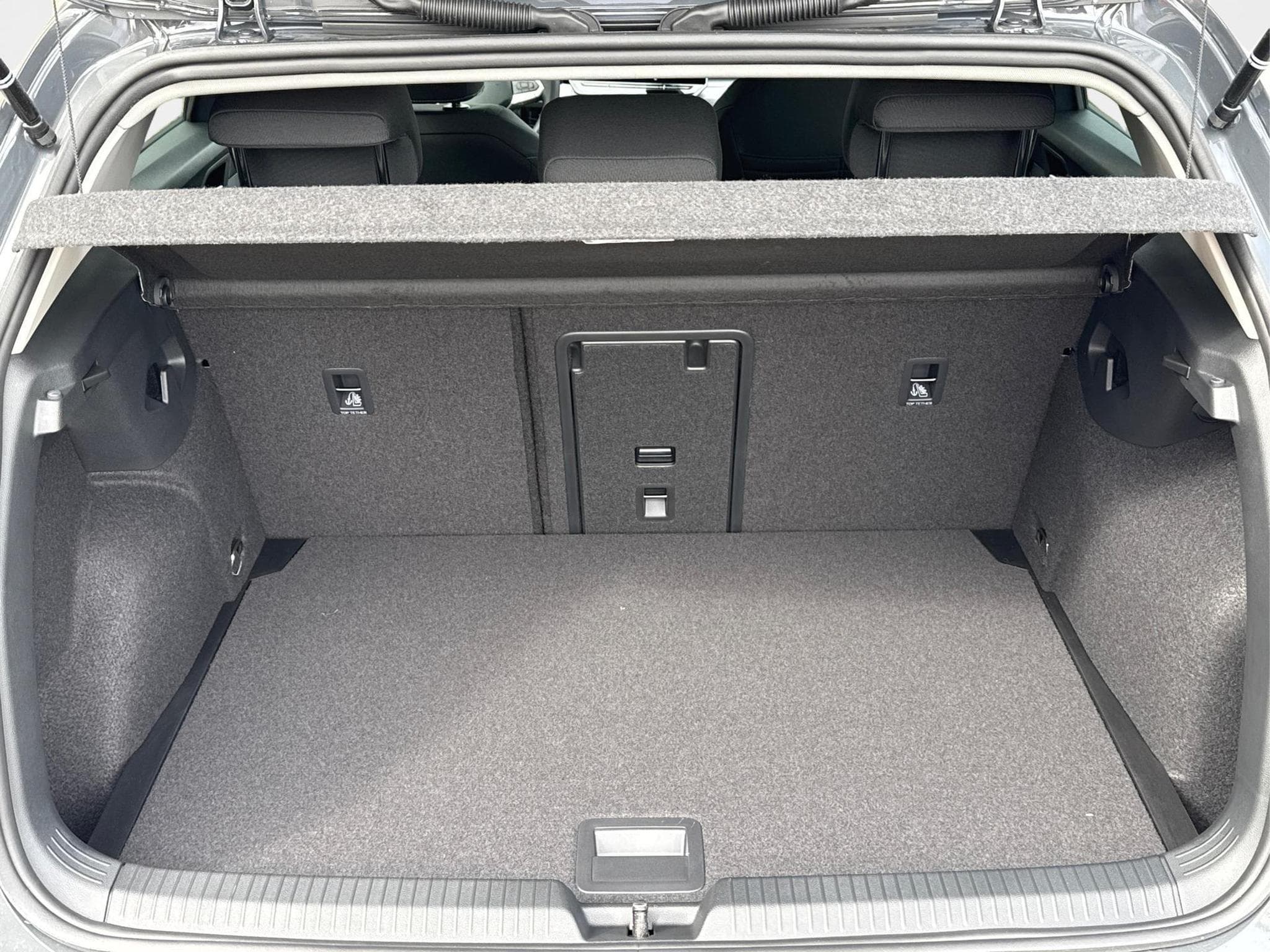 VW Golf Prime (2026) - Photo 11