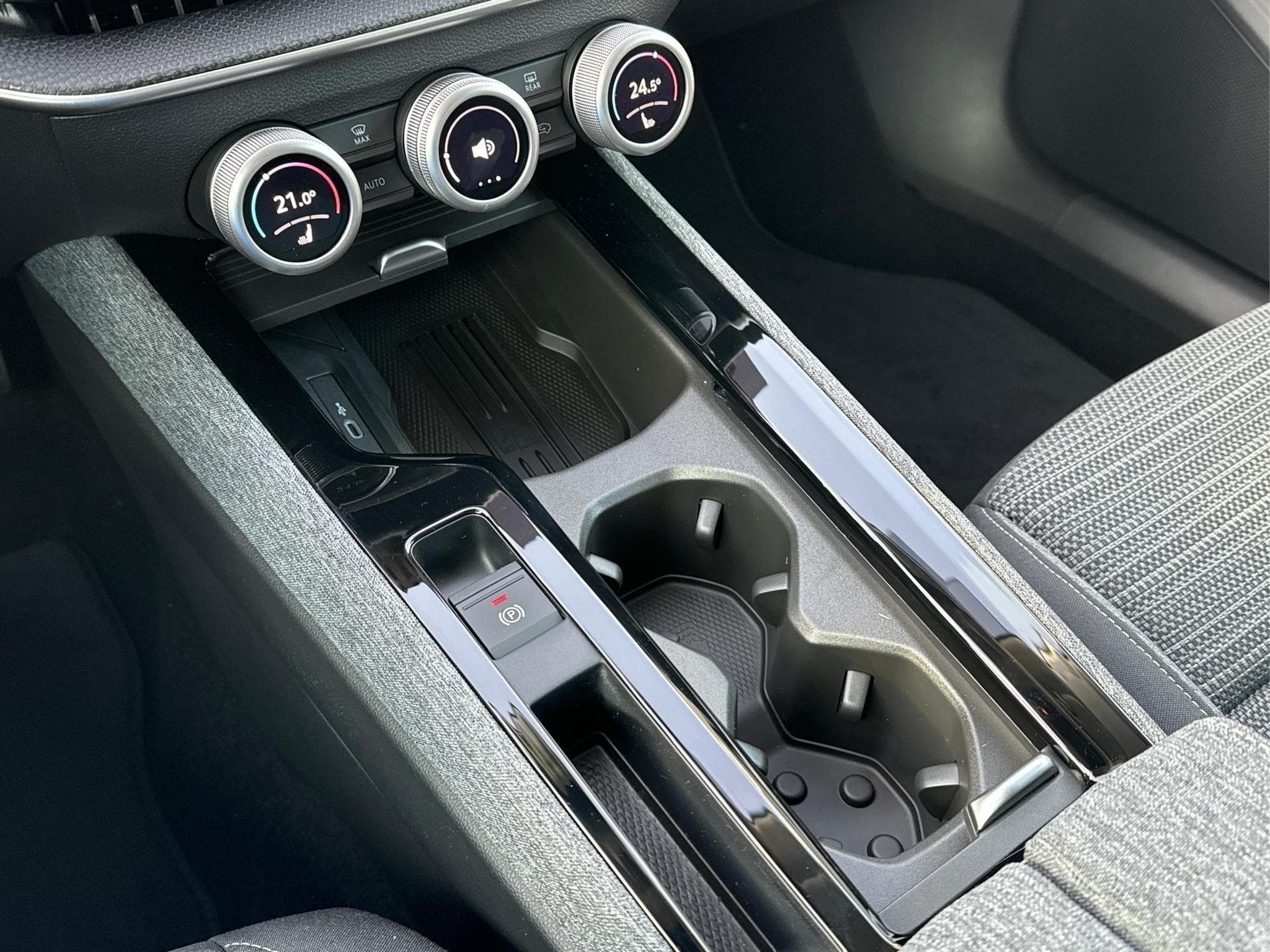 Skoda Superb Selection (2026) - Foto 24
