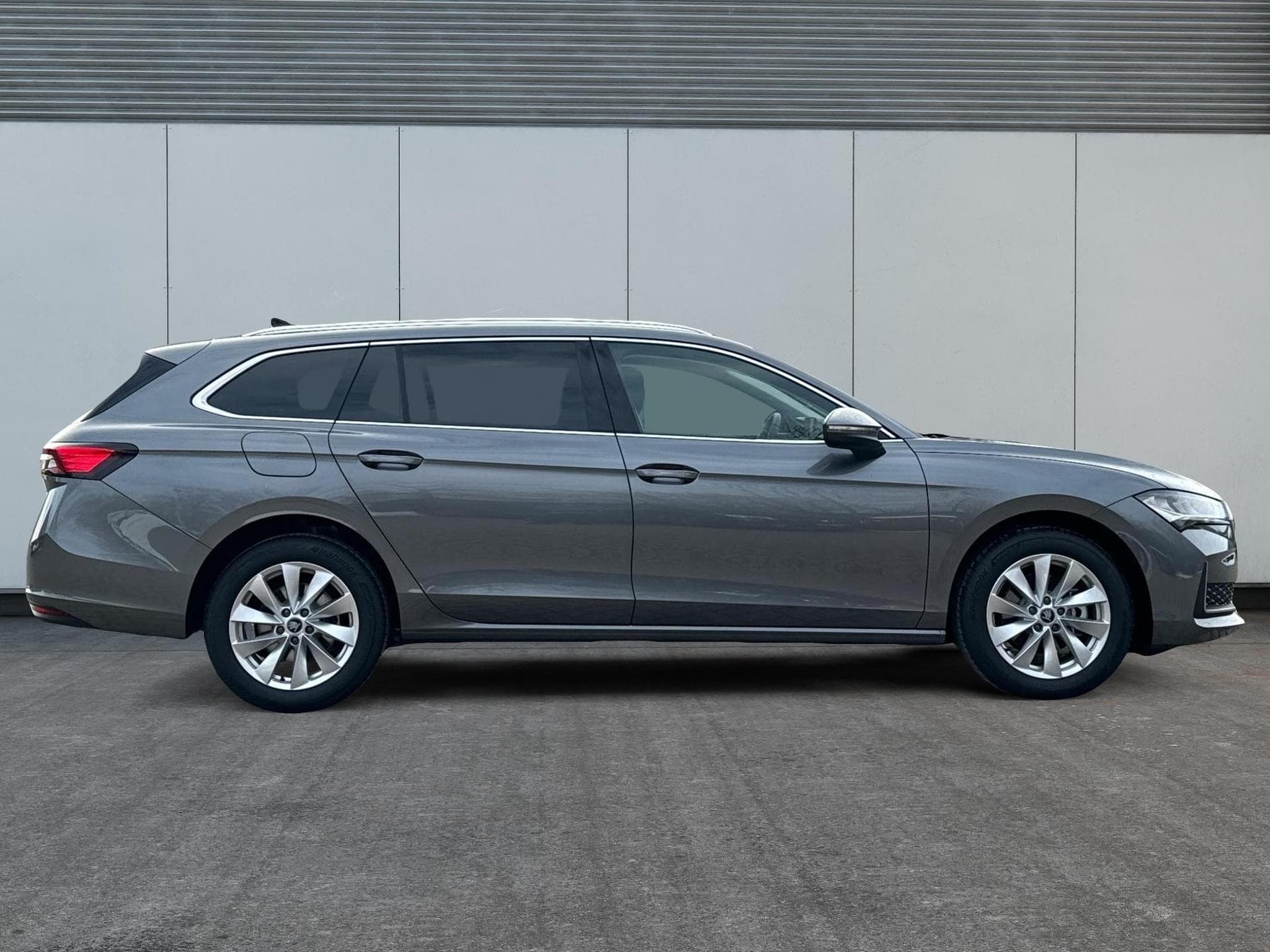 Skoda Superb Selection (2026) - Photo 5