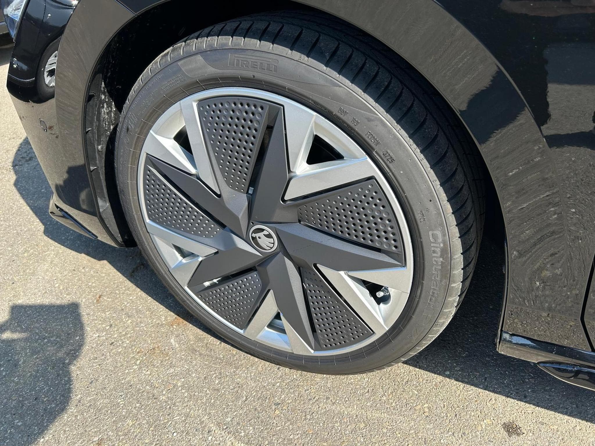 Skoda Superb Sportline (2026) - Photo 4