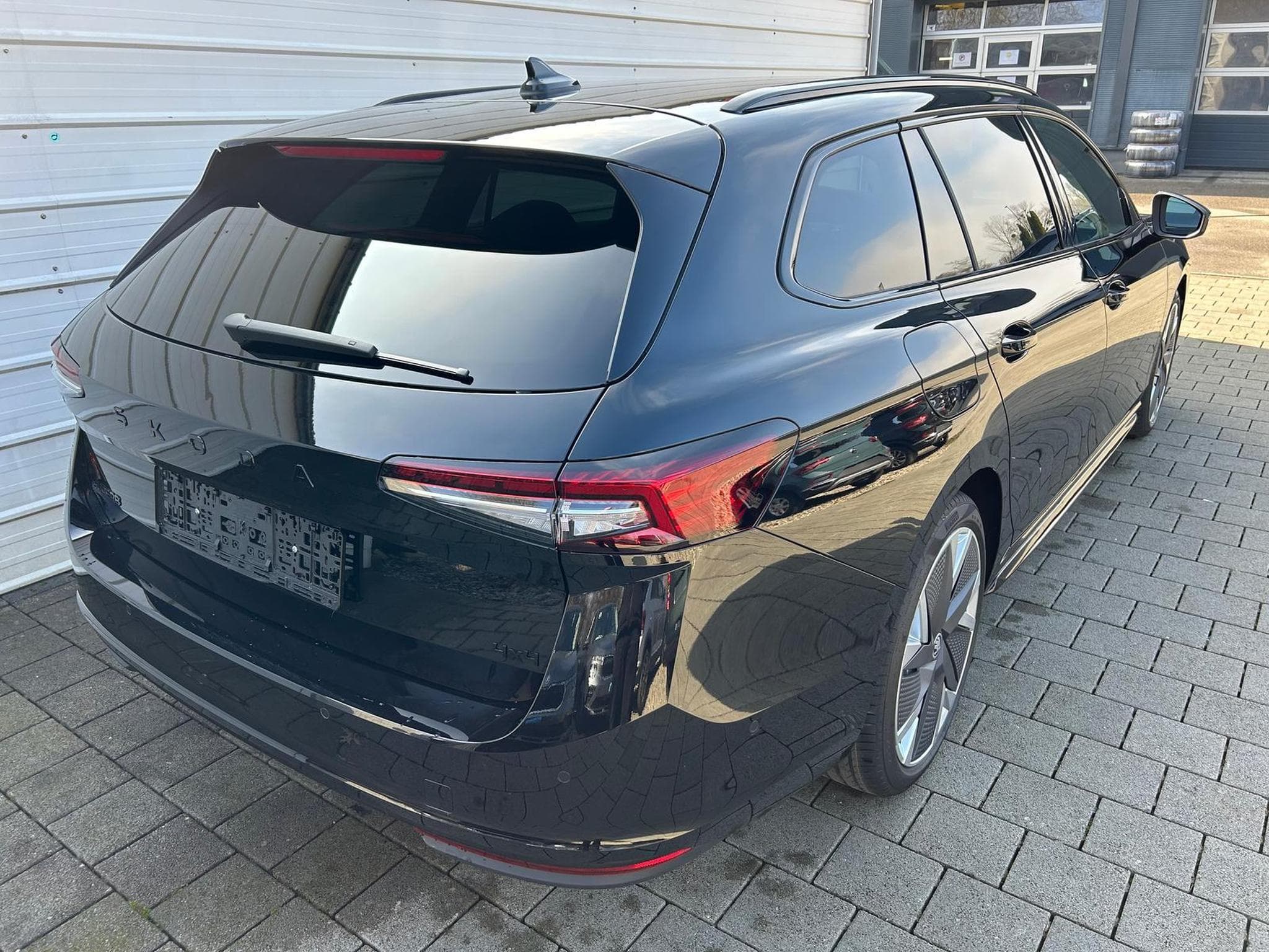 Skoda Superb Sportline (2026) - Photo 11