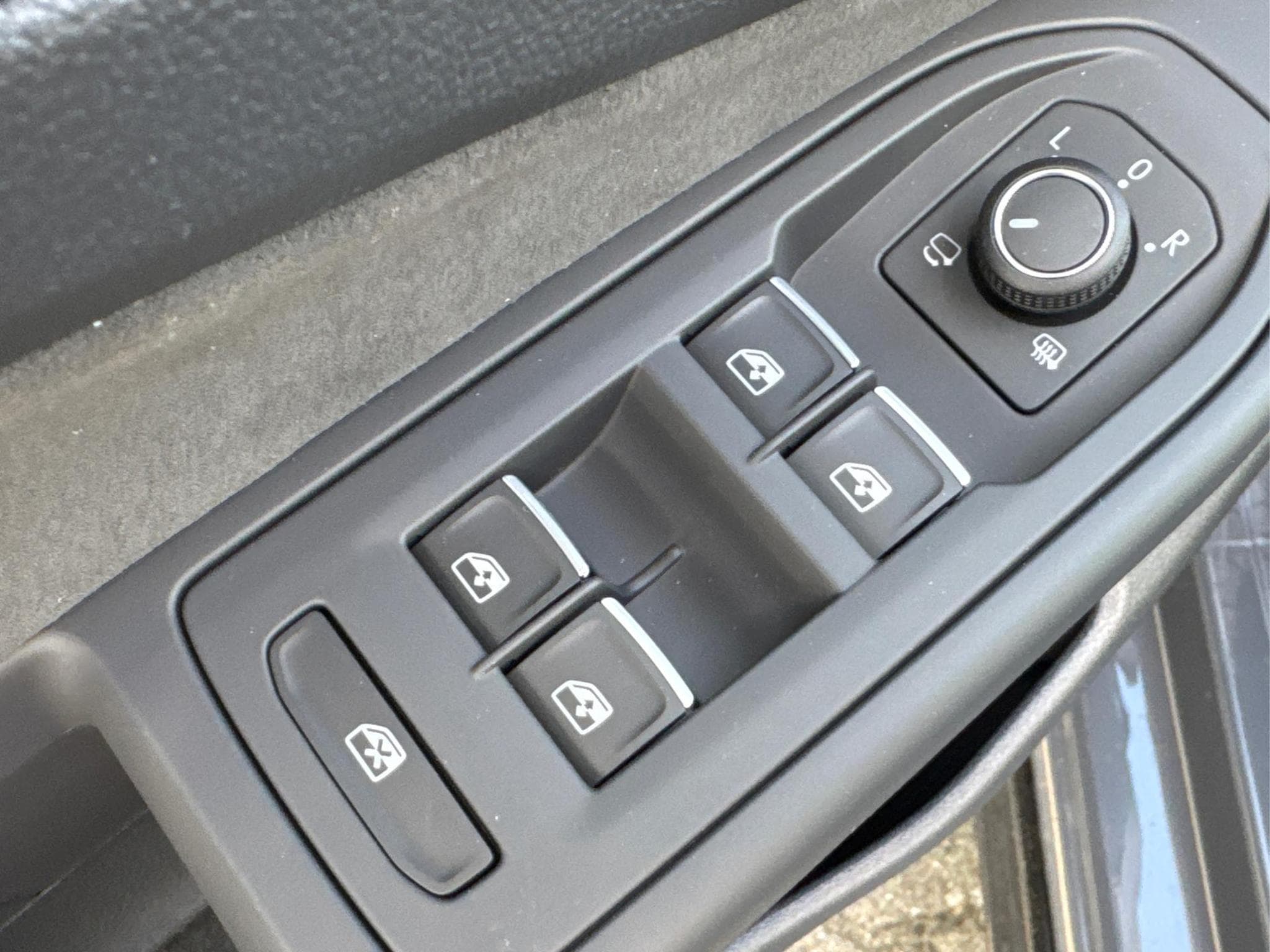 VW Golf R-Line Limited (2026) - Photo 9
