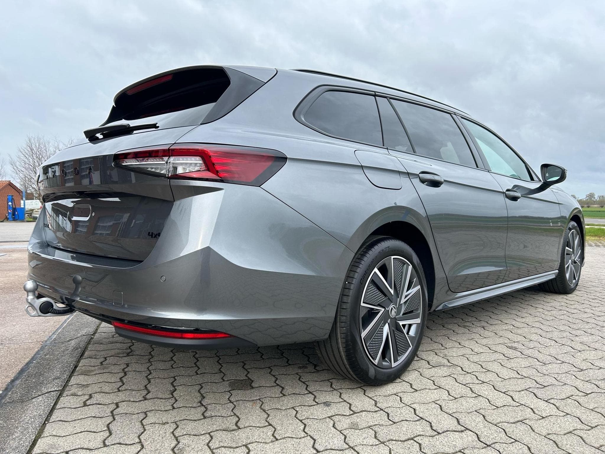 Skoda Superb Sportline (2026) - Foto 19