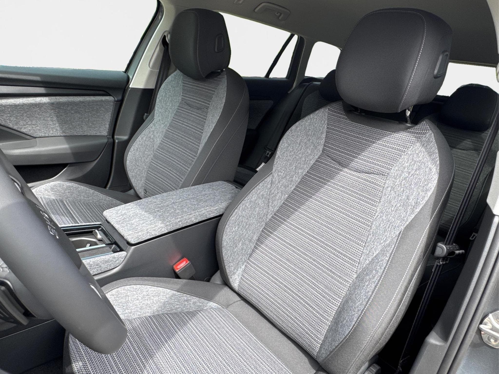 Skoda Superb Selection (2026) - Foto 20