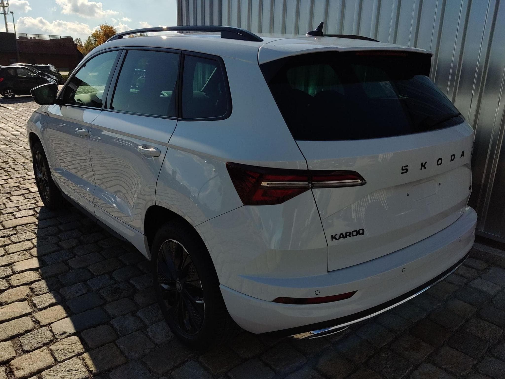 Skoda Karoq Sportline 2.0 TSI (2026) - Foto 2