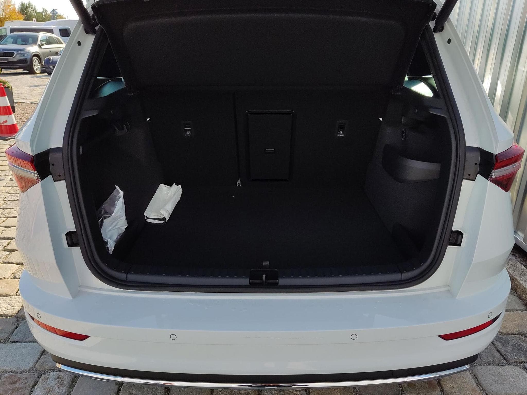 Skoda Karoq Sportline 2.0 TSI (2026) - Foto 9