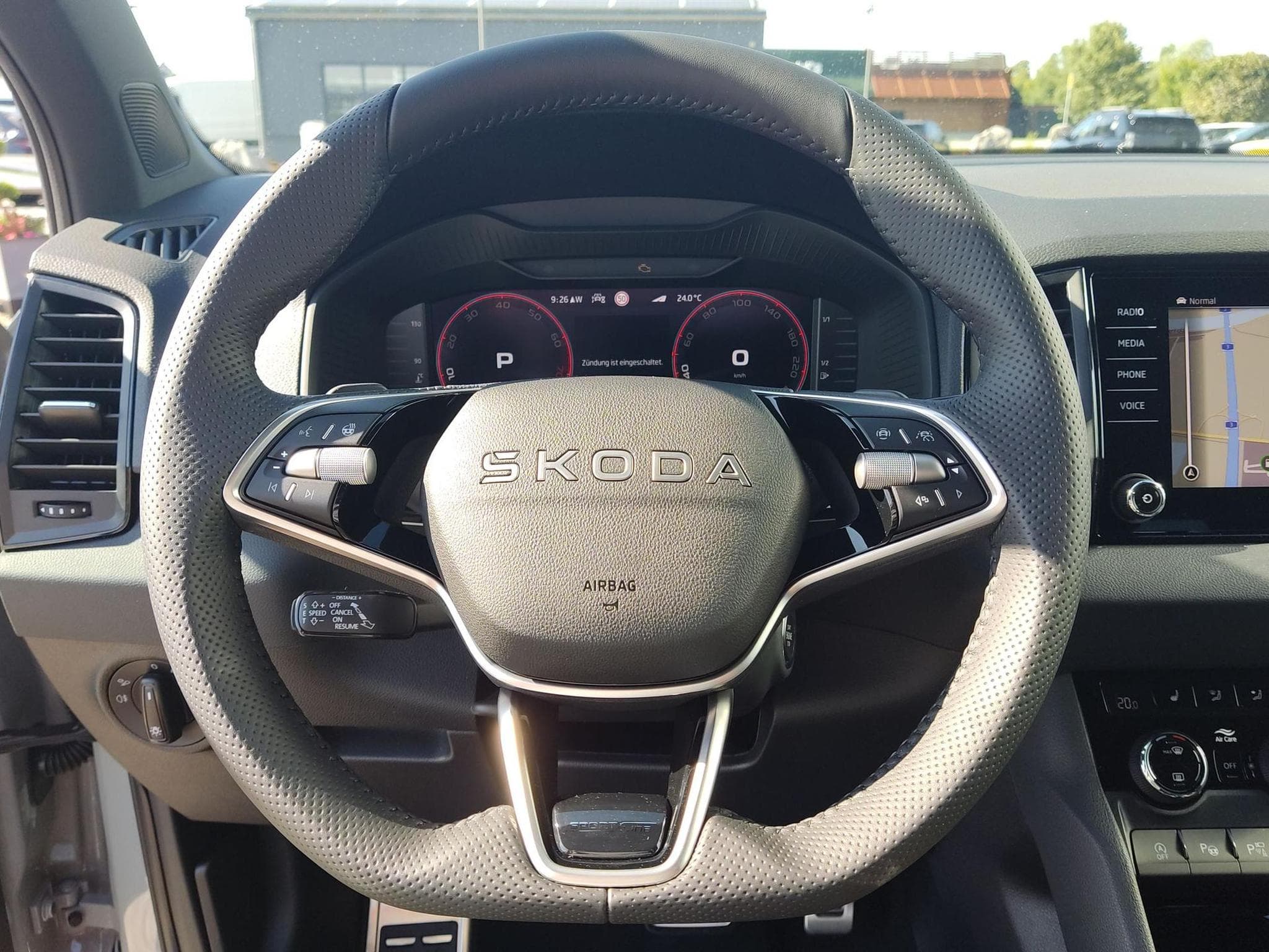 Skoda Karoq Sportline 2,0 TDI (2026) - Photo 12