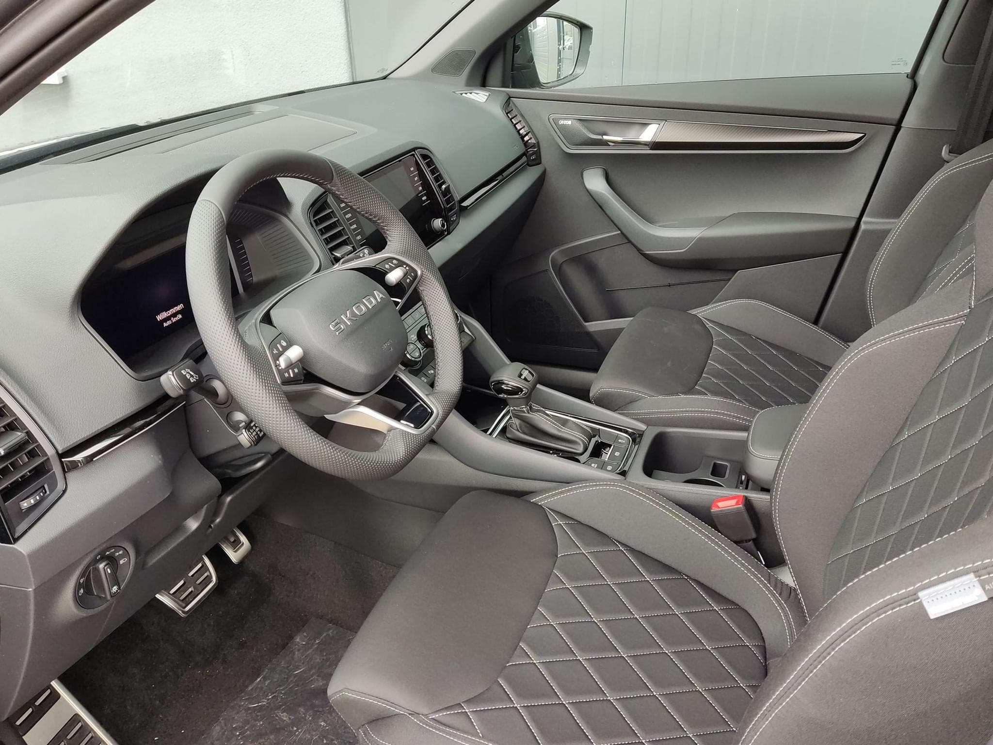Skoda Karoq Sportline 2,0 TDI (2026) - Photo 5