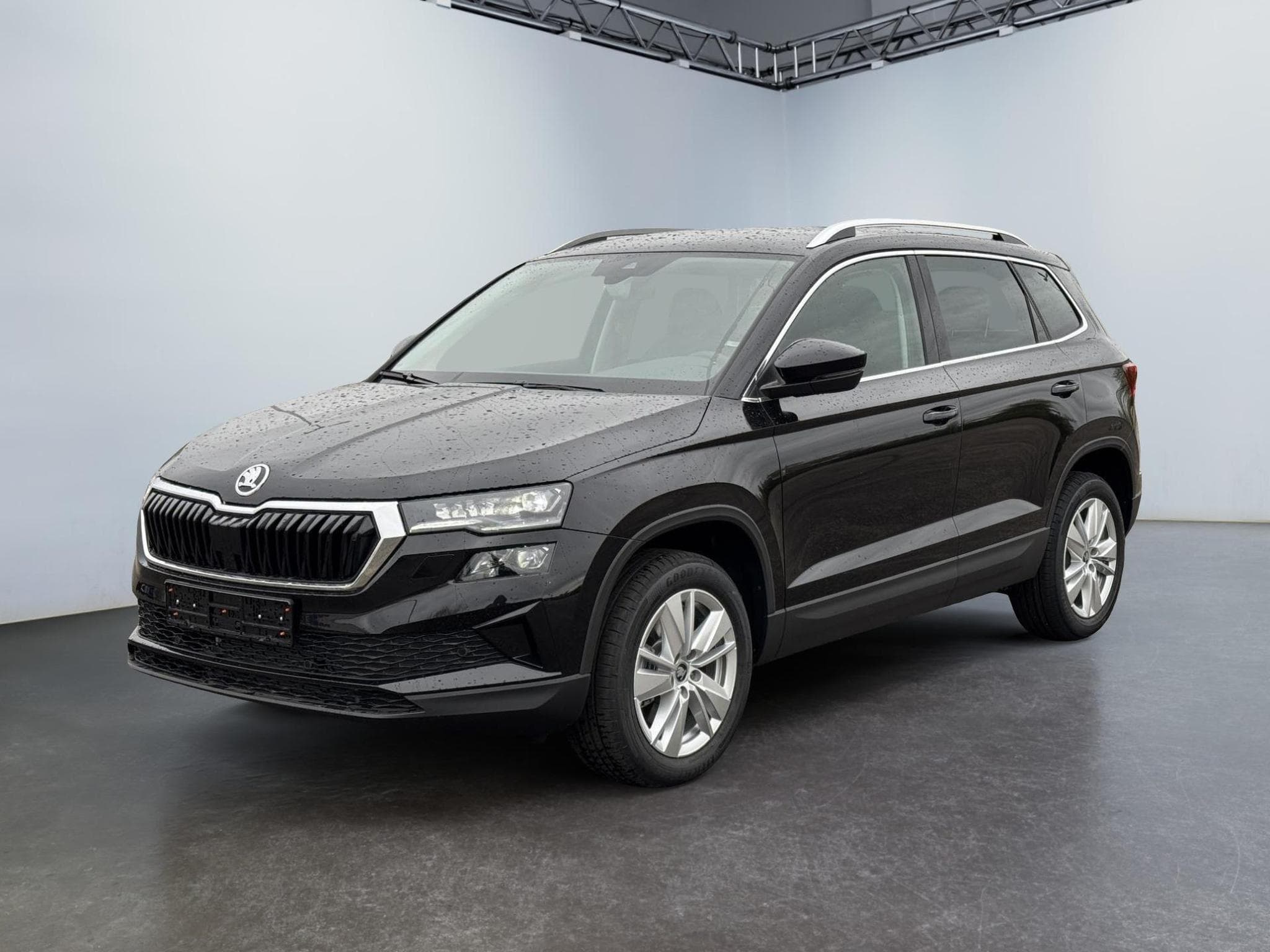 Skoda Karoq 1.5 TSI DSG (2026) - Foto 1
