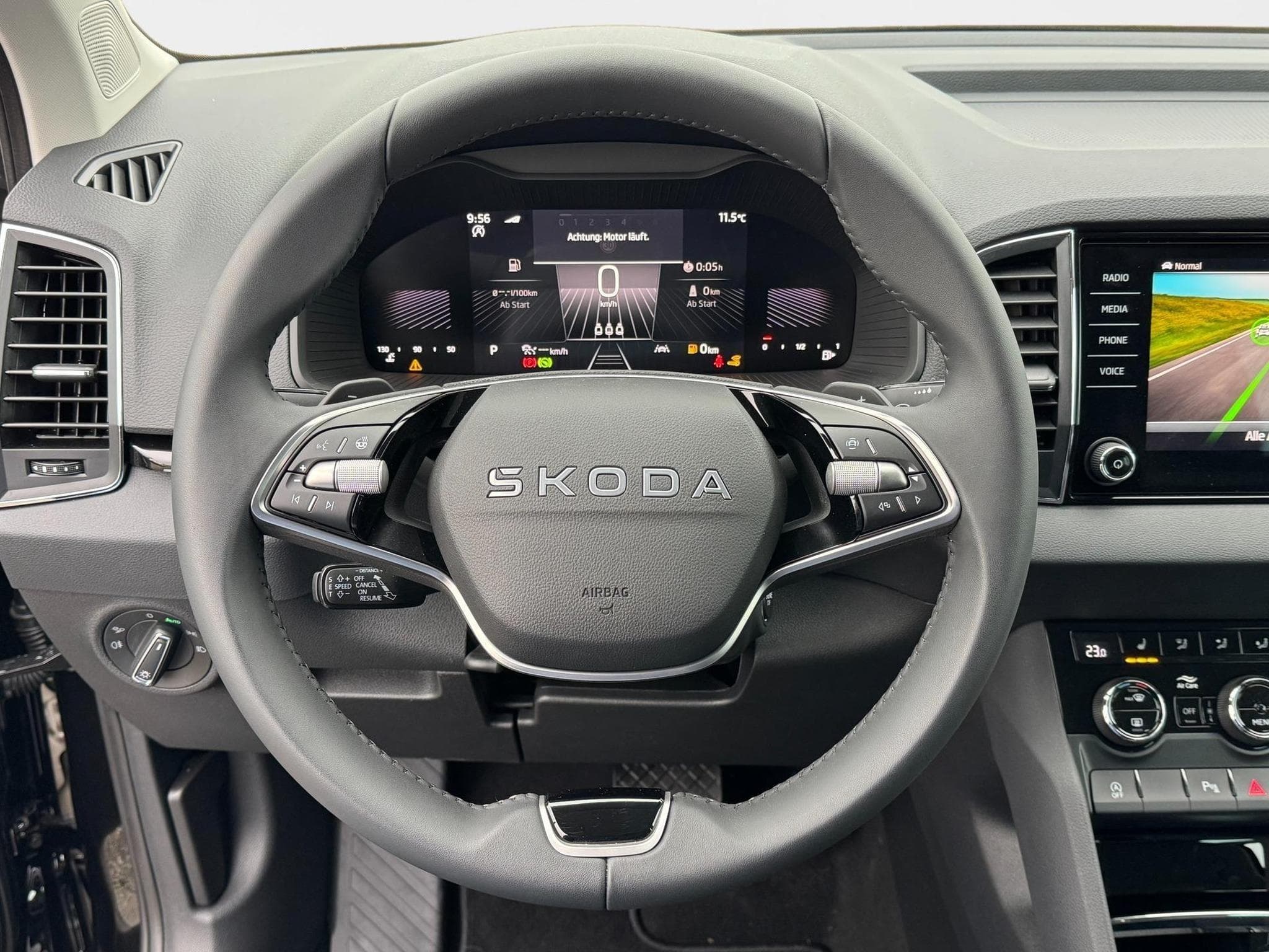 Skoda Karoq 1.5 TSI DSG (2026) - Foto 11