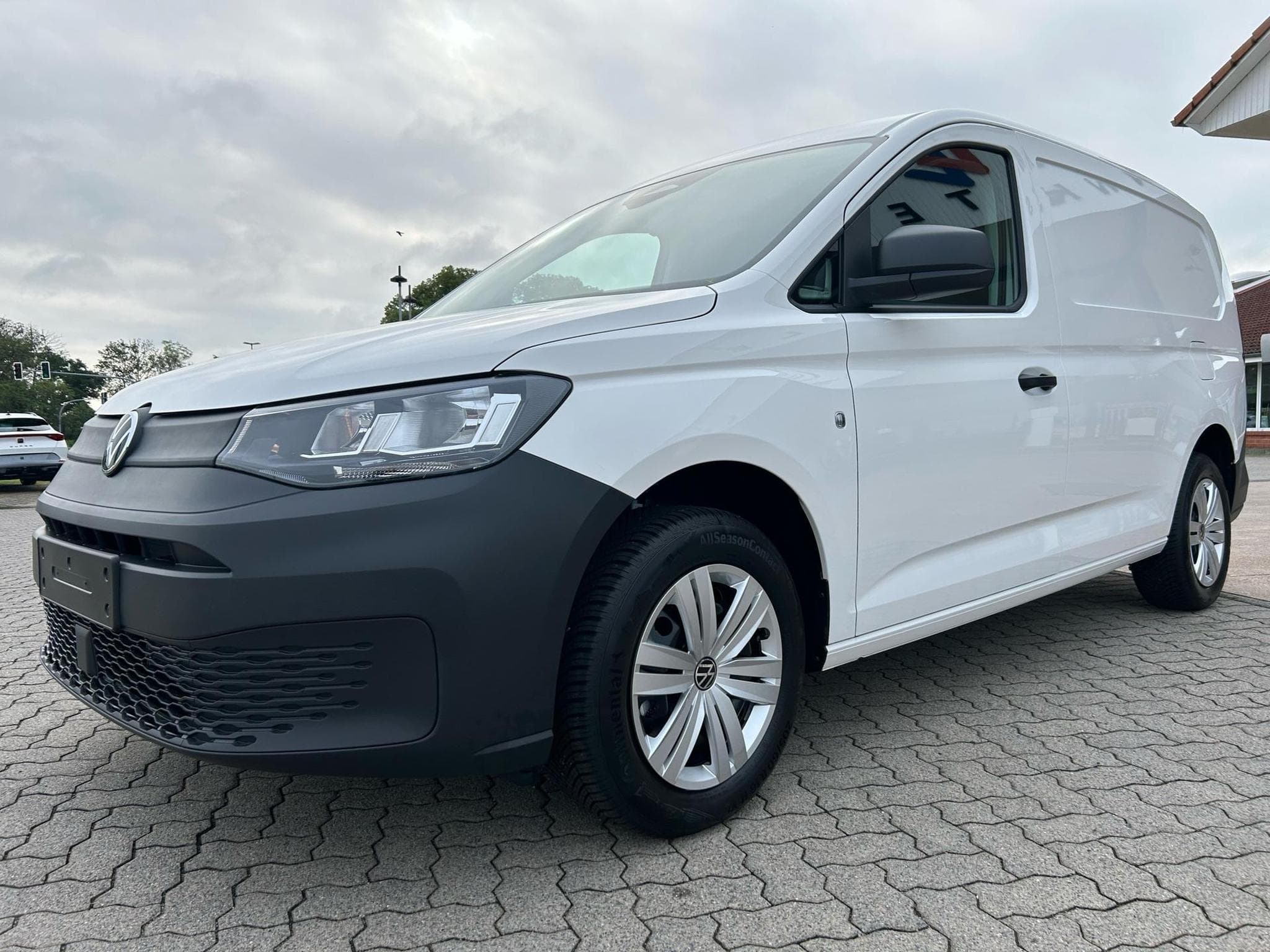 VW Caddy Cargo Maxi (2026) - Foto 1