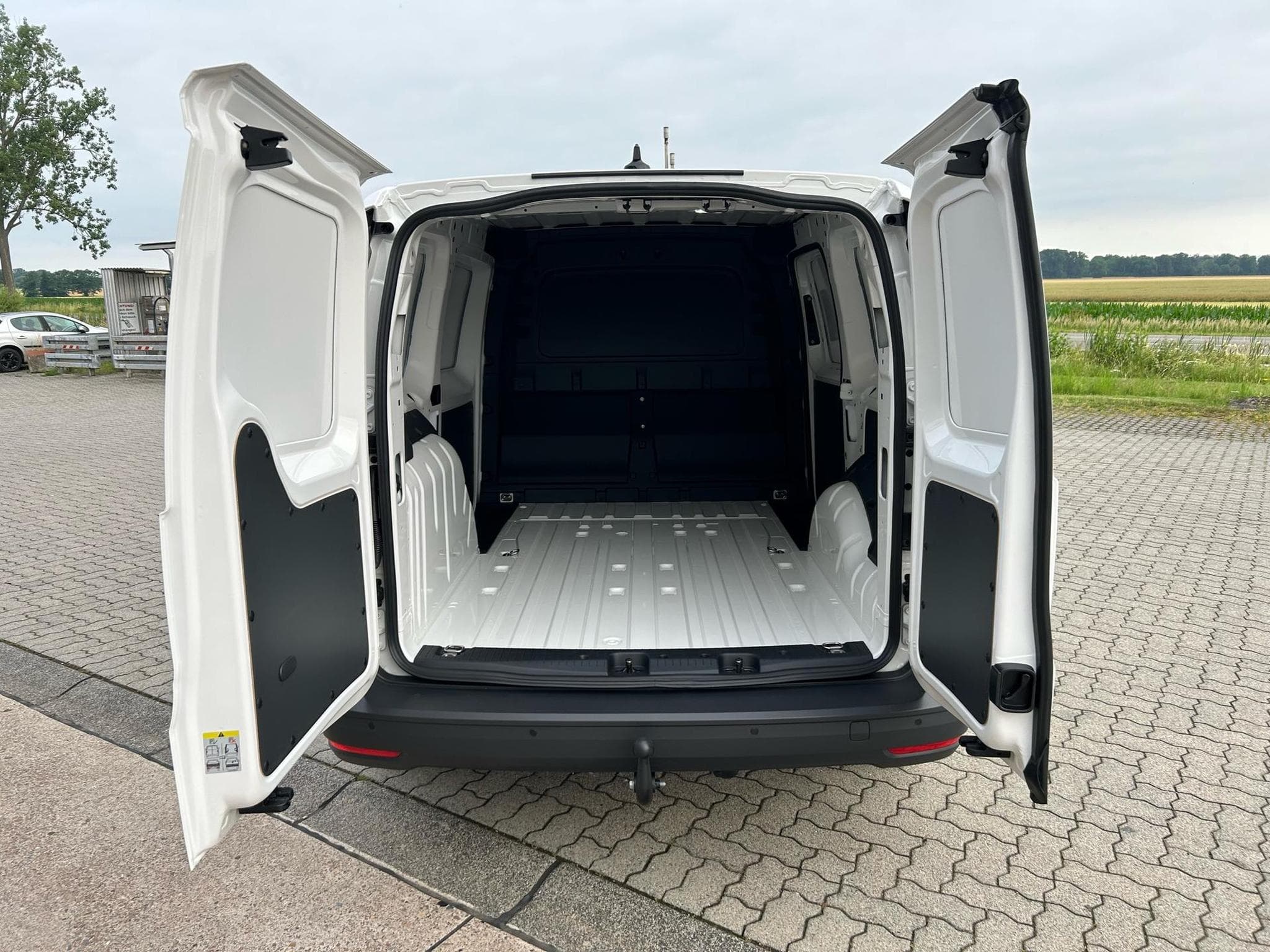 VW Caddy Cargo Maxi (2026) - Foto 17