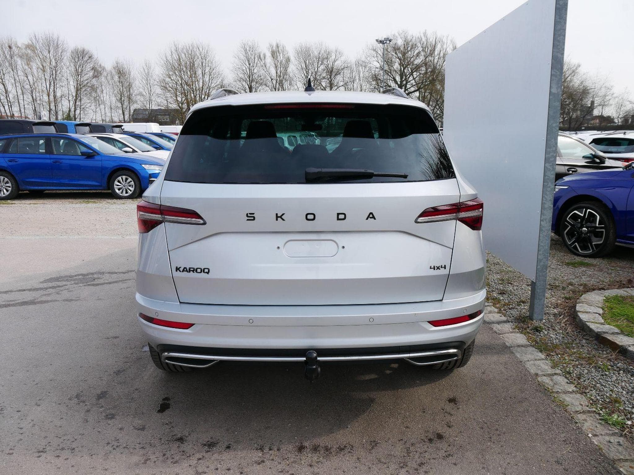 Skoda Karoq Sportline 2.0 TSI 4x4 DSG (2026) - Foto 2