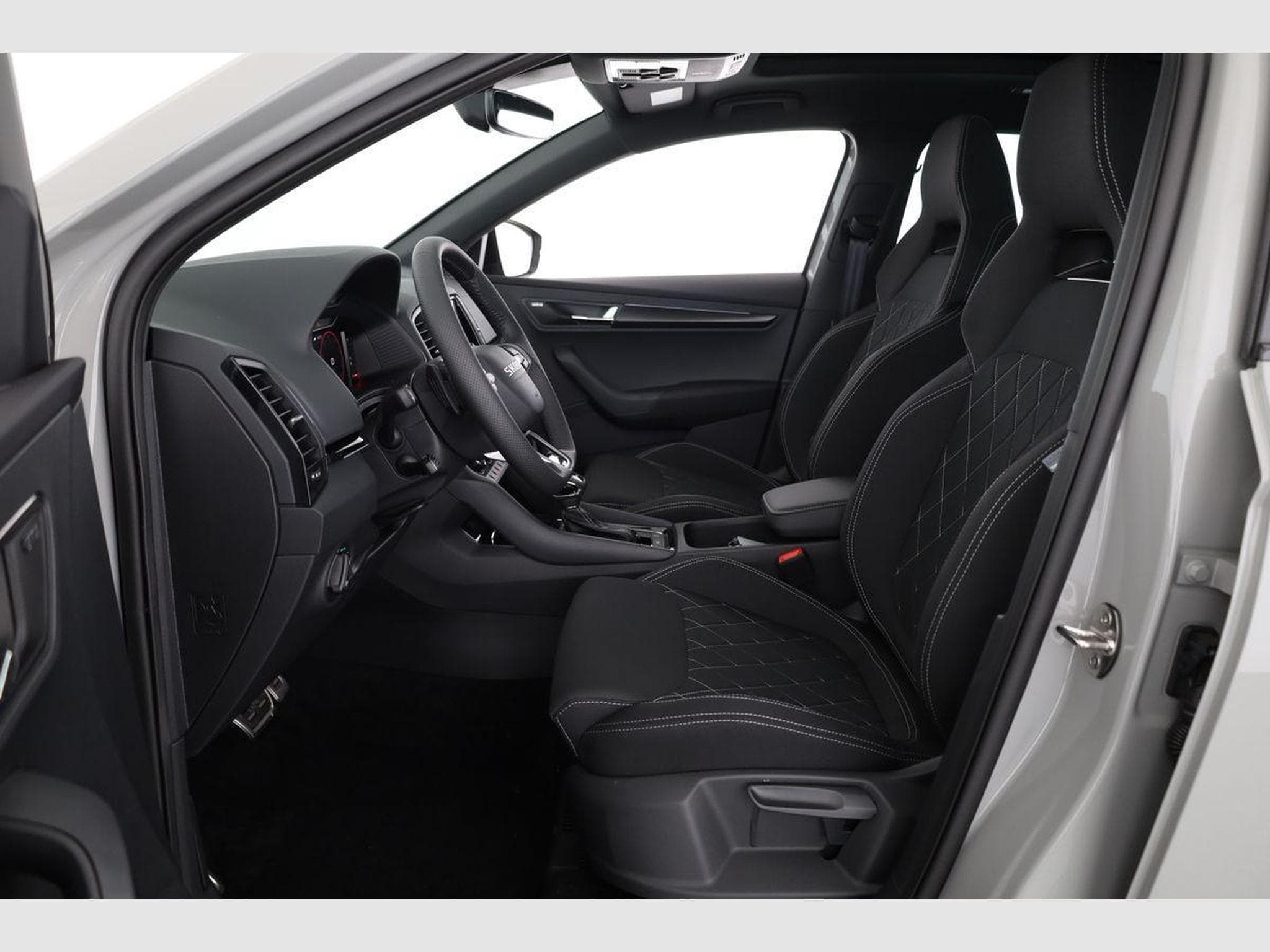 Skoda Karoq Sportline (2026) - Foto 11