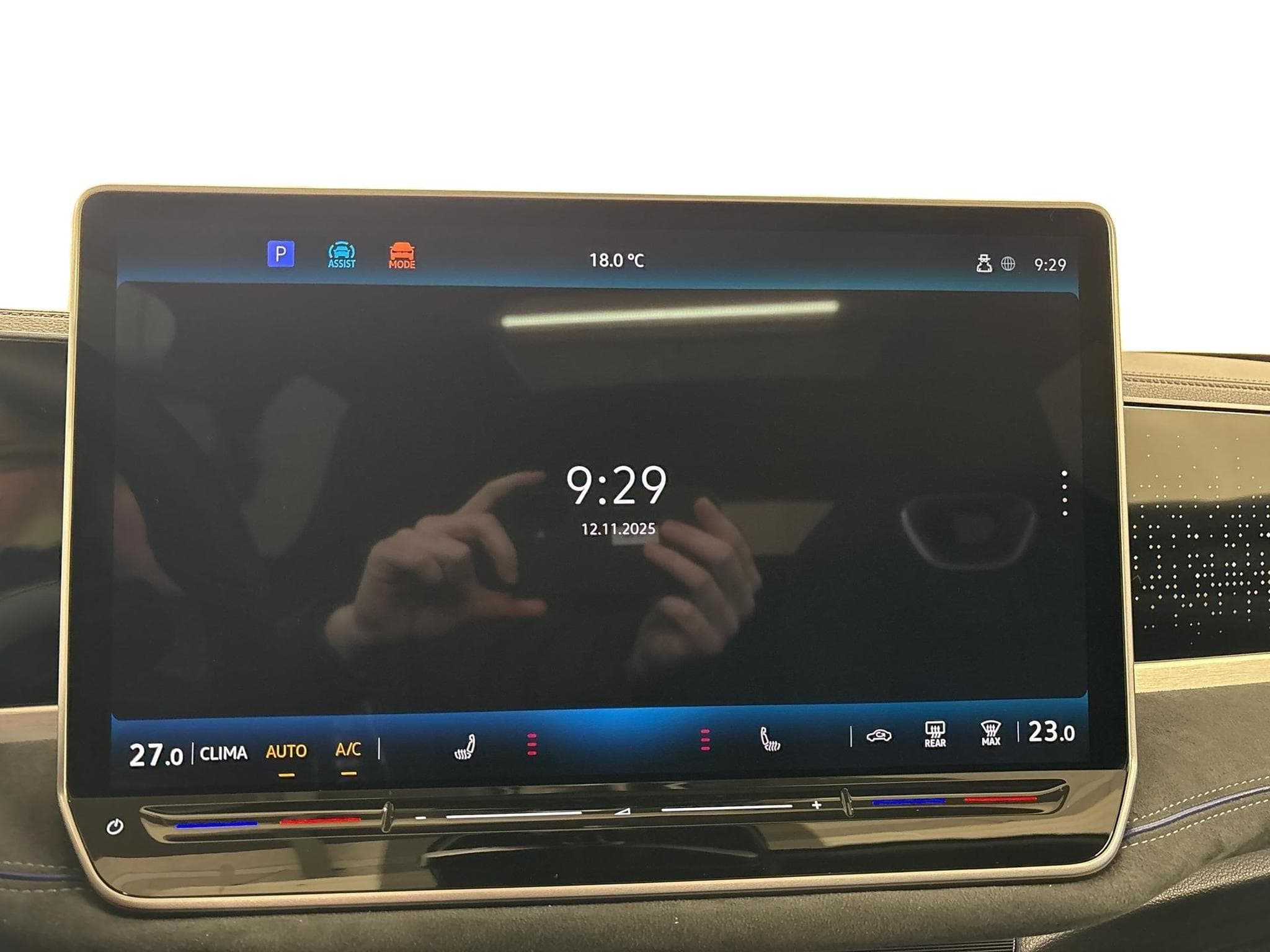 VW Passat Variant R-Line (2025) - Foto 15