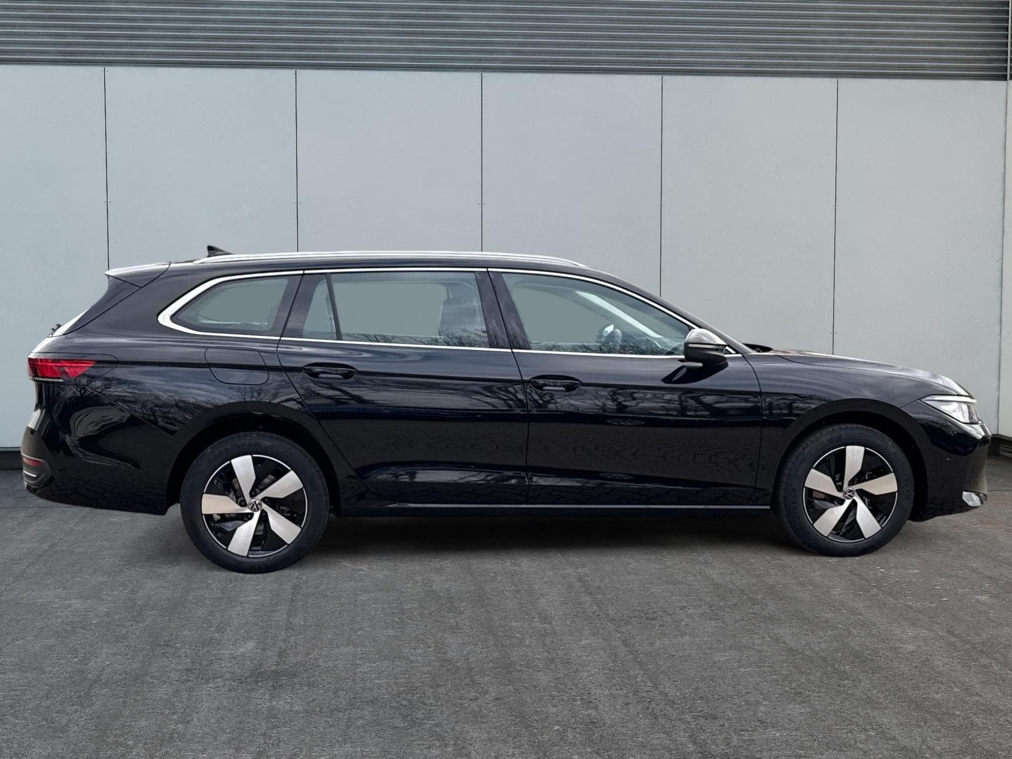 VW Passat Variant Business (2025) - Foto 6