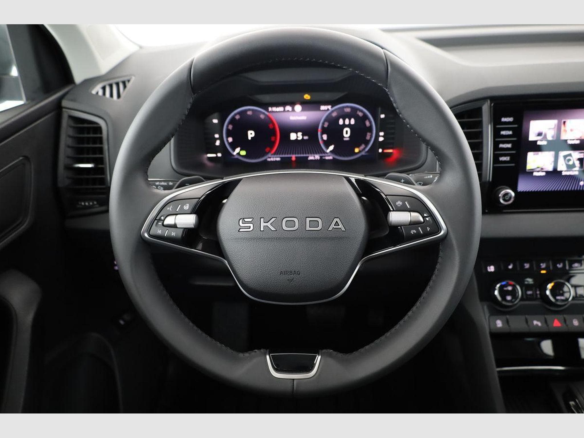 Skoda Karoq Selection 4x4 (2026) - Foto 5