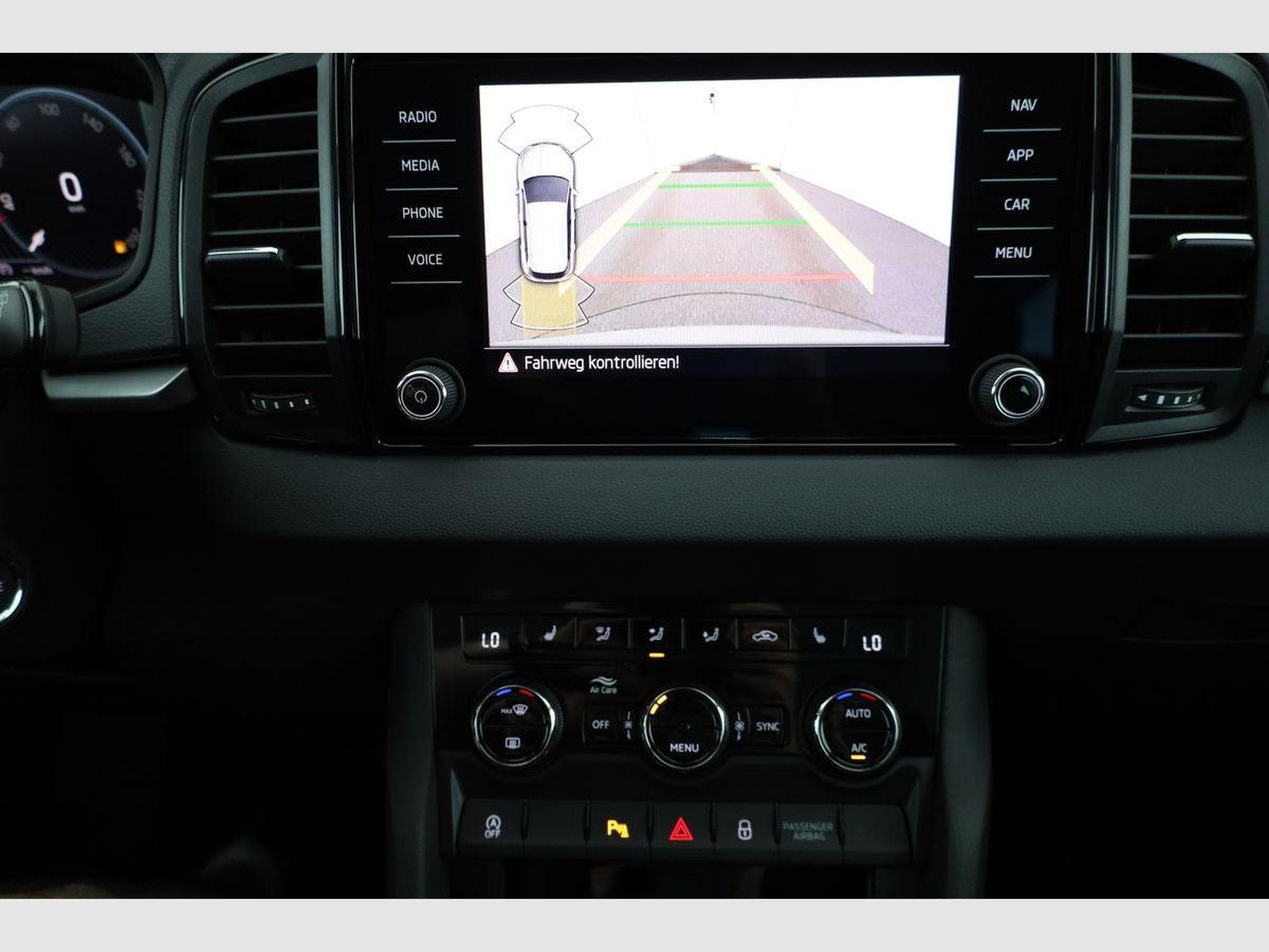 Skoda Karoq Selection 4x4 (2026) - Foto 6