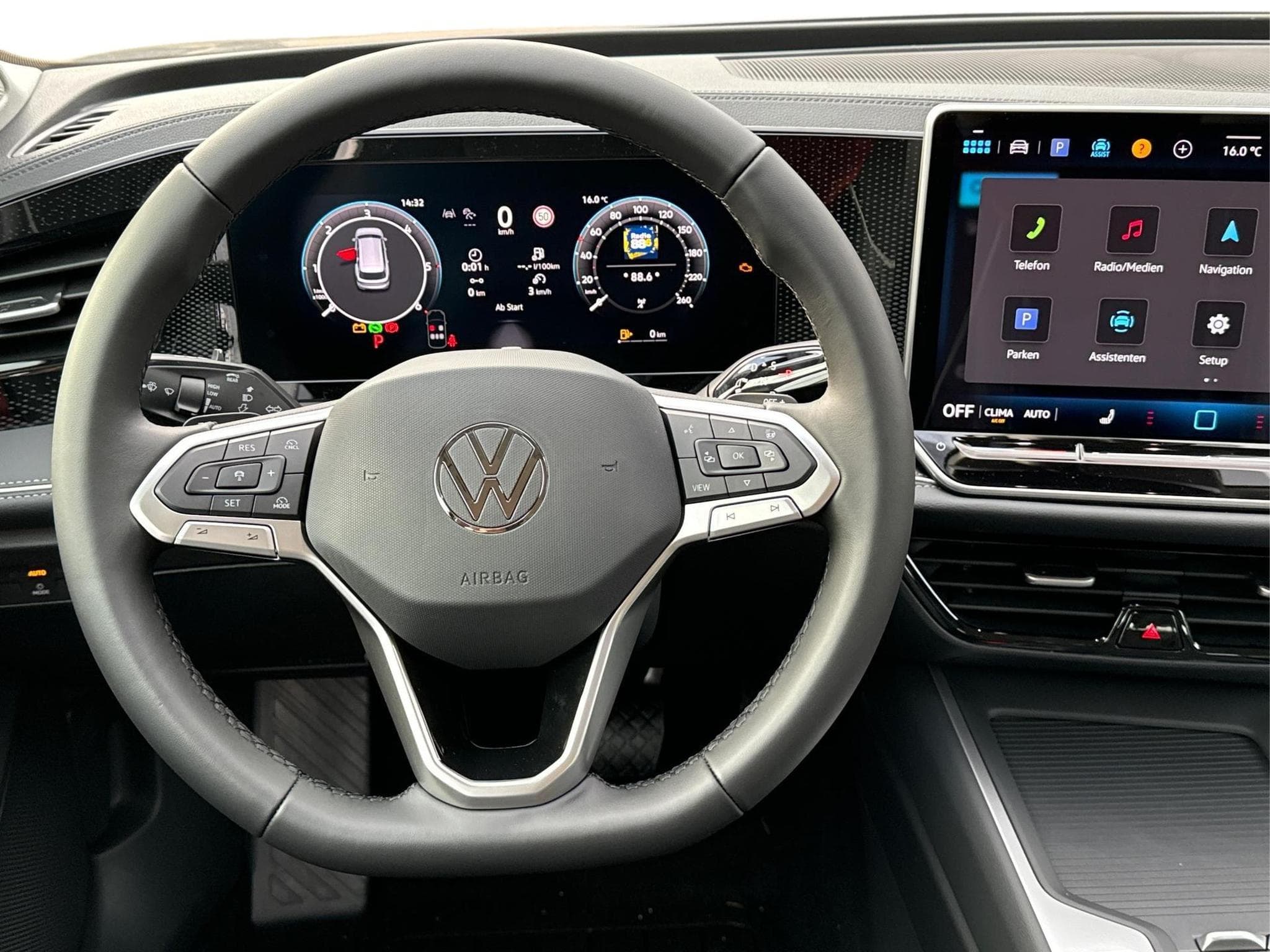 VW Passat Variant Business (2026) - Foto 9