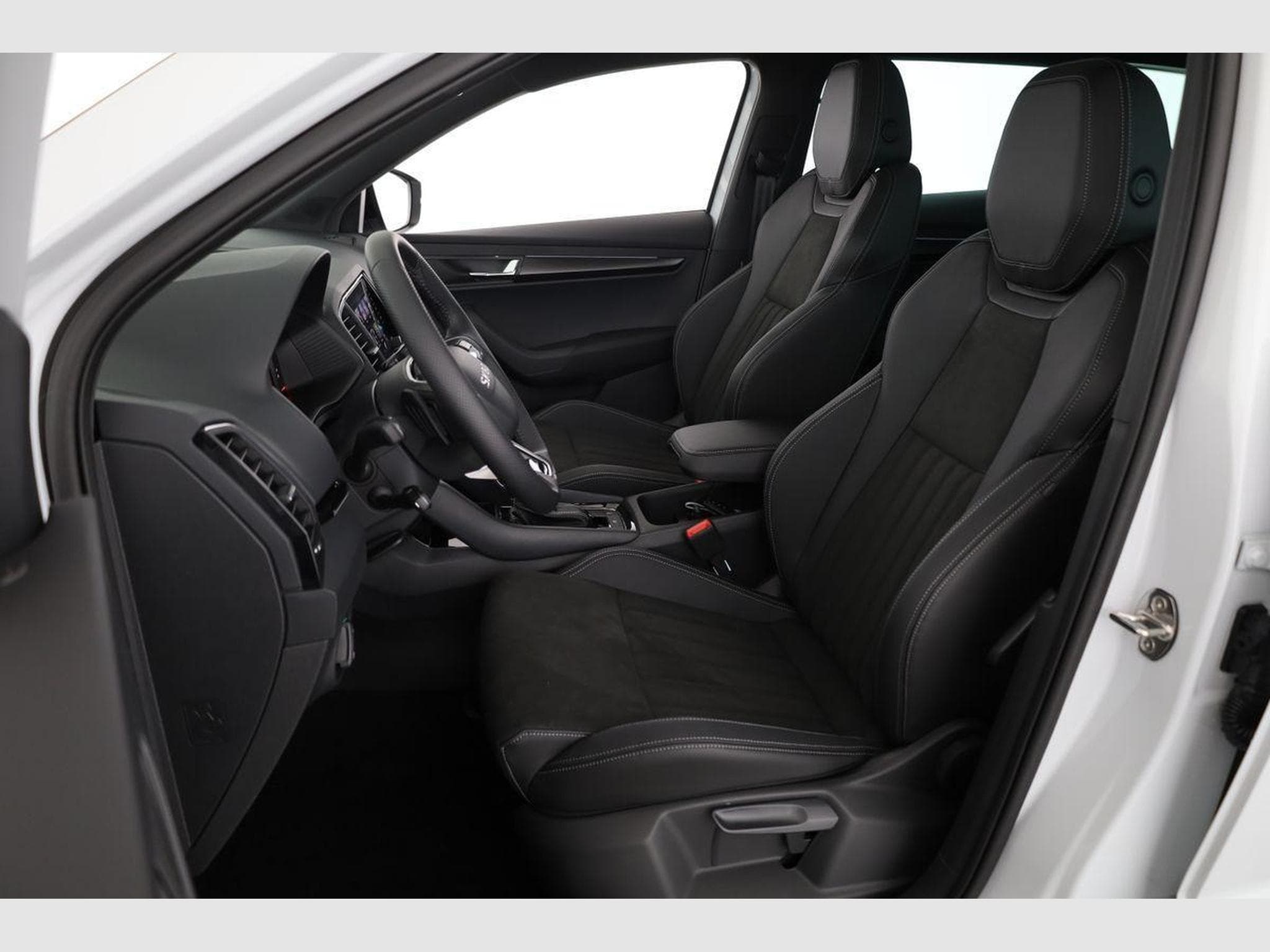 Skoda Karoq Sportline 4x4 (2026) - Photo 11