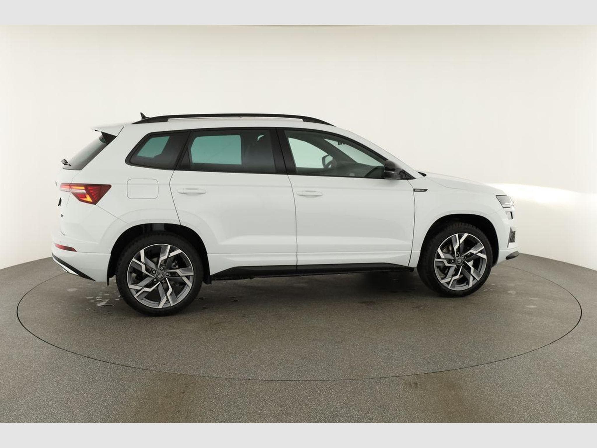 Skoda Karoq Sportline 4x4 (2026) - Photo 23