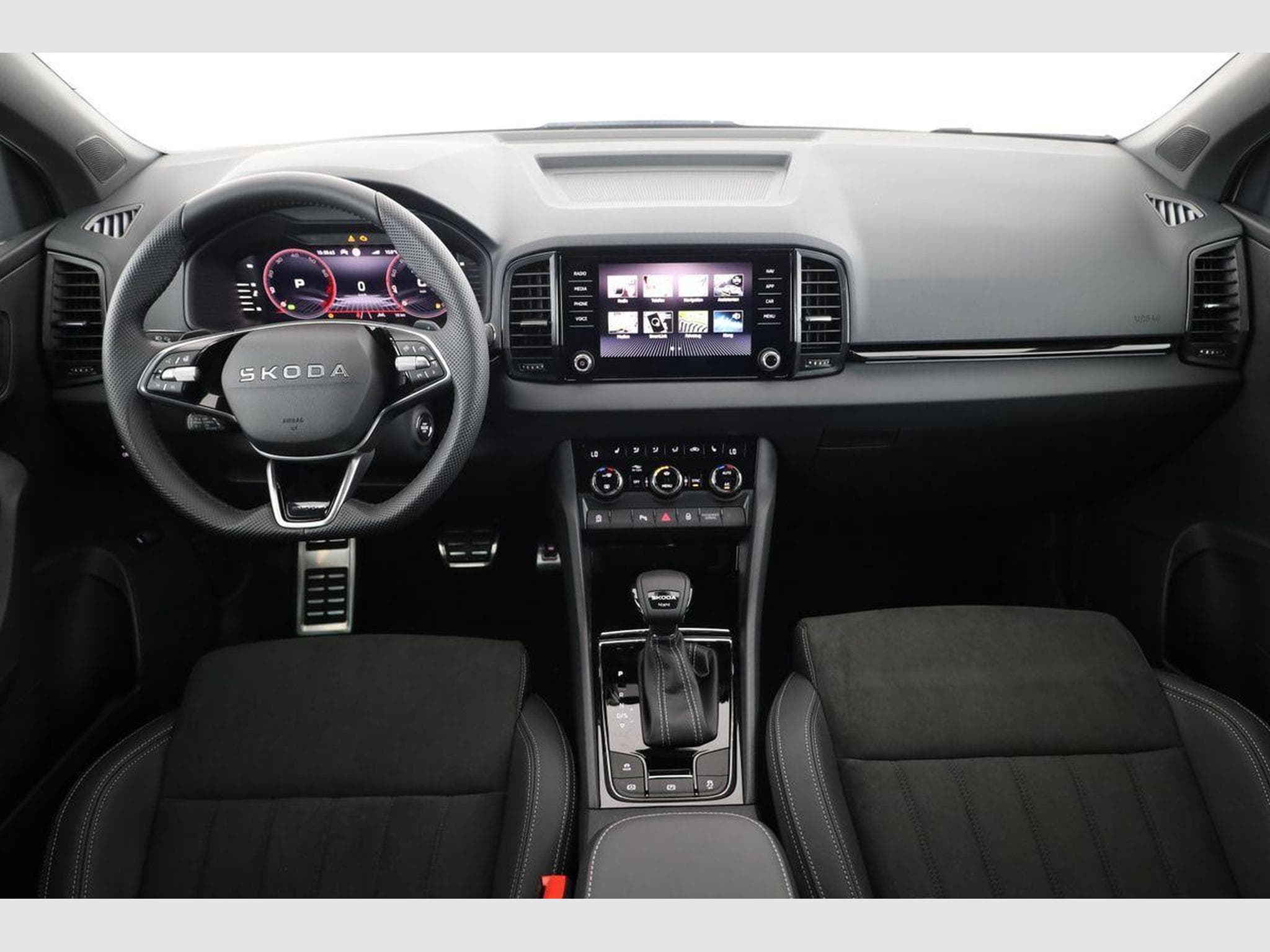 Skoda Karoq Sportline 4x4 (2026) - Photo 4