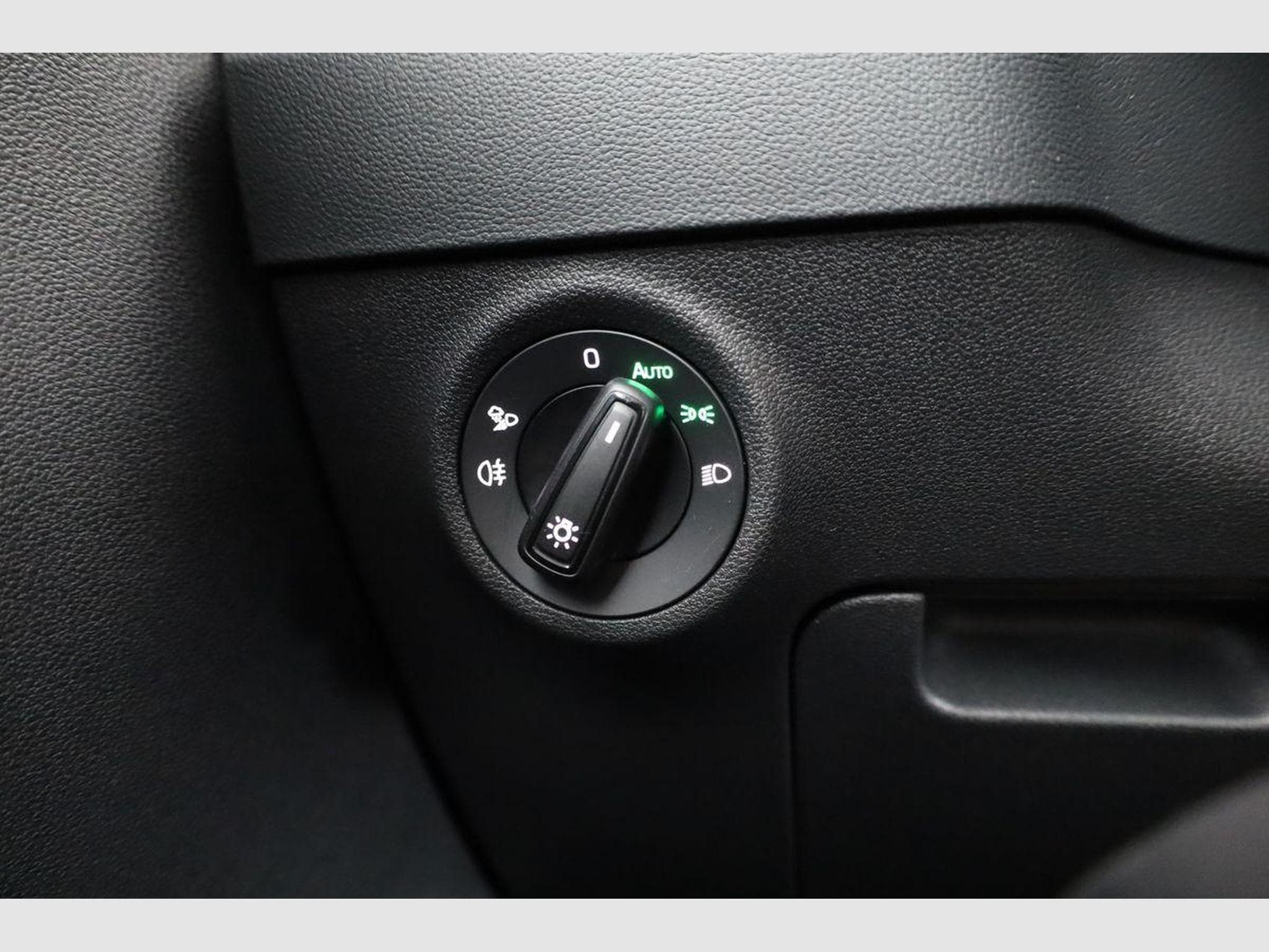 Skoda Karoq Sportline 4x4 (2026) - Photo 8